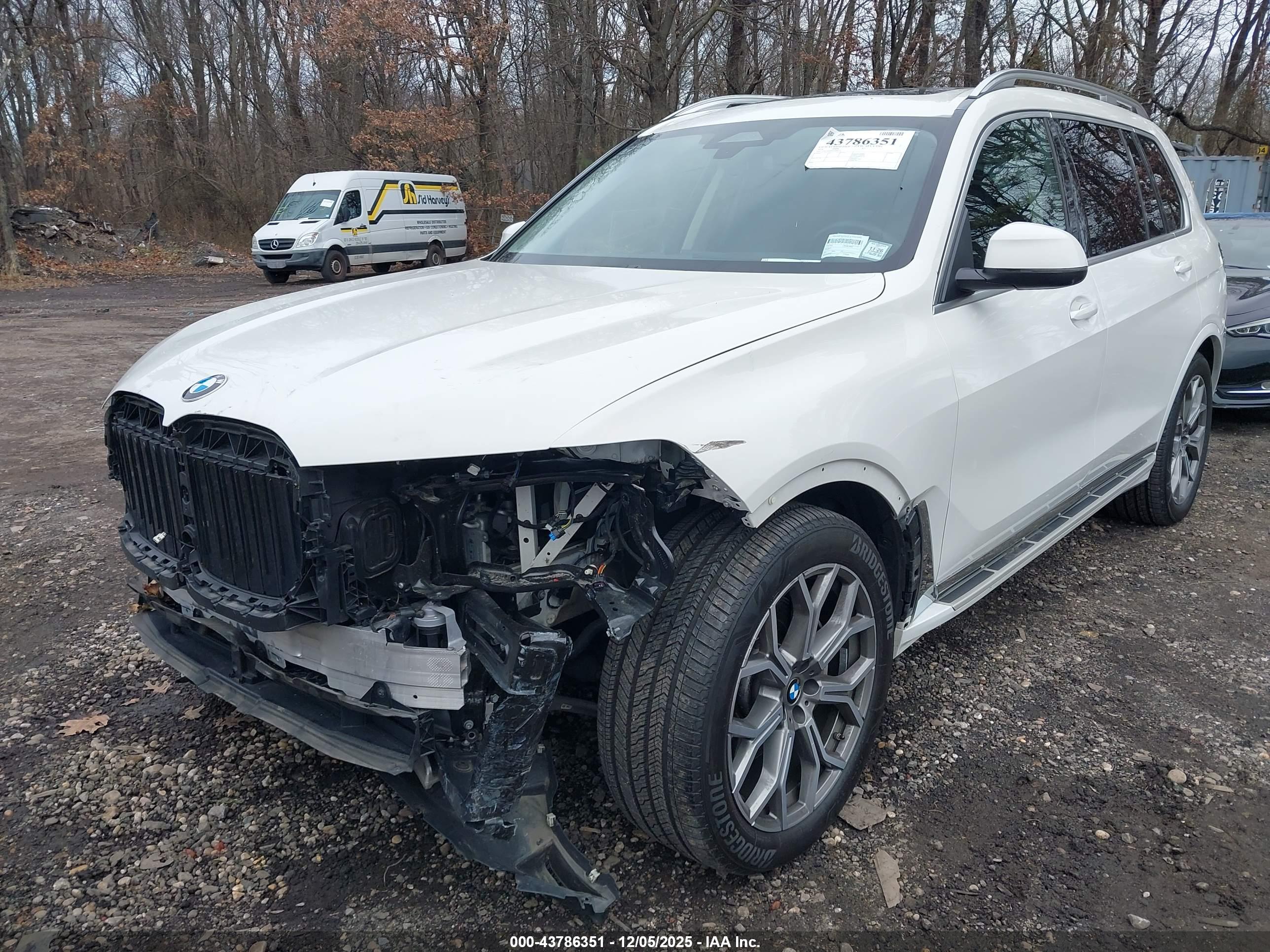 BMW X7 image 6