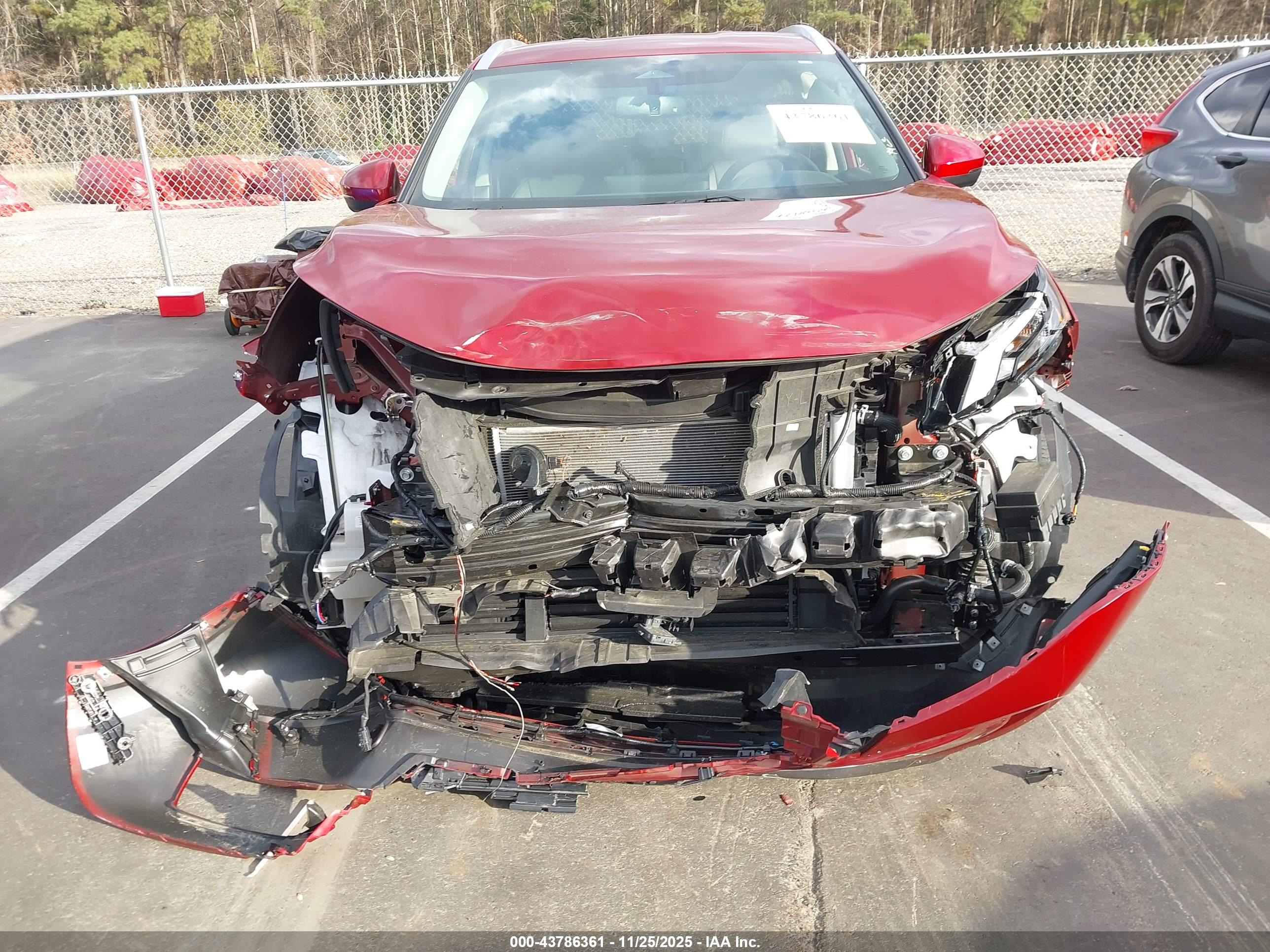 NISSAN ROGUE image 6