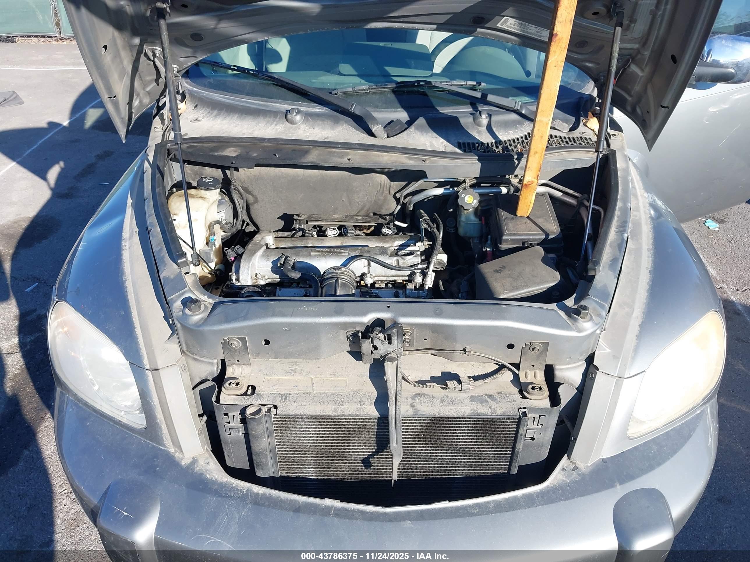 CHEVROLET HHR image 10
