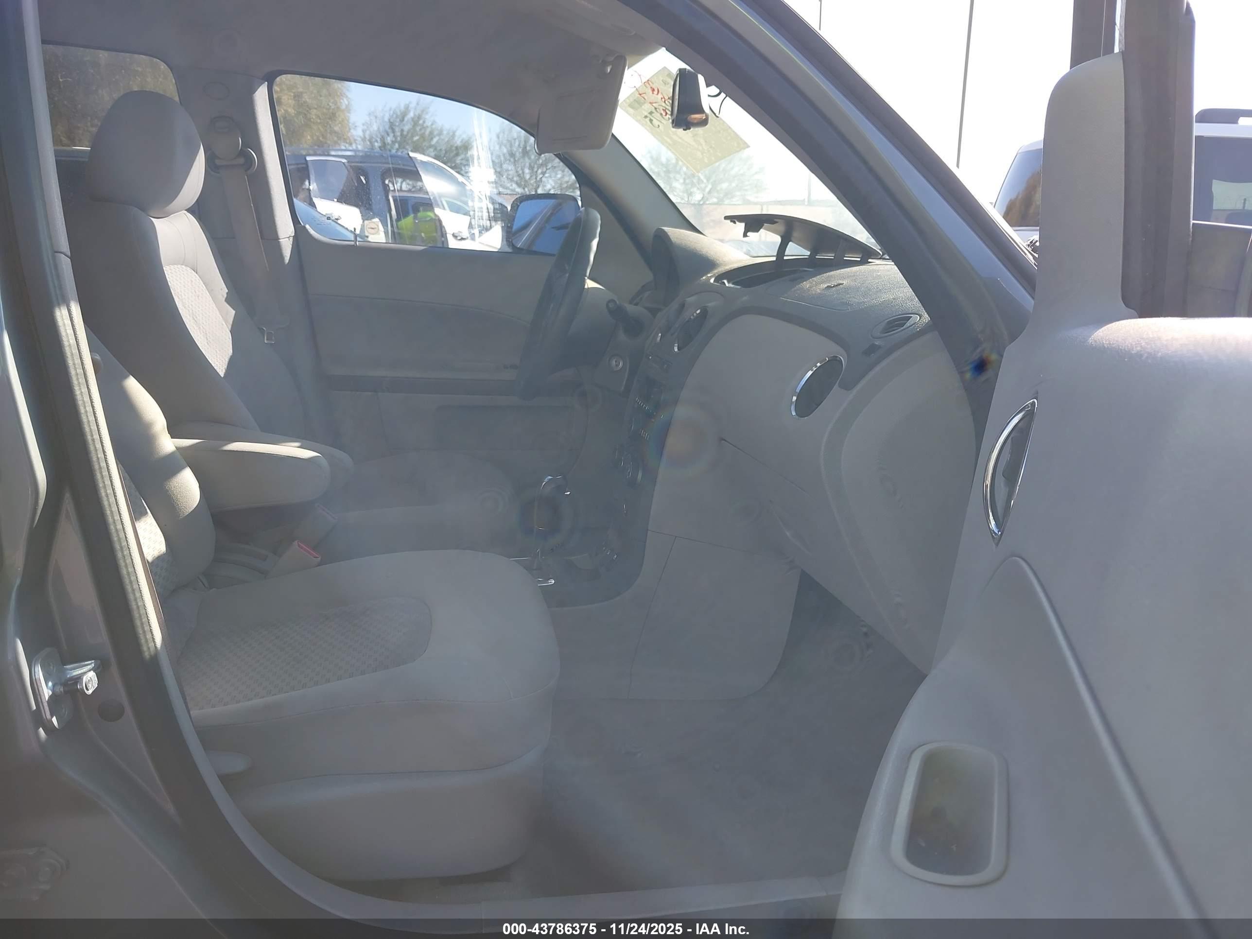 CHEVROLET HHR image 5