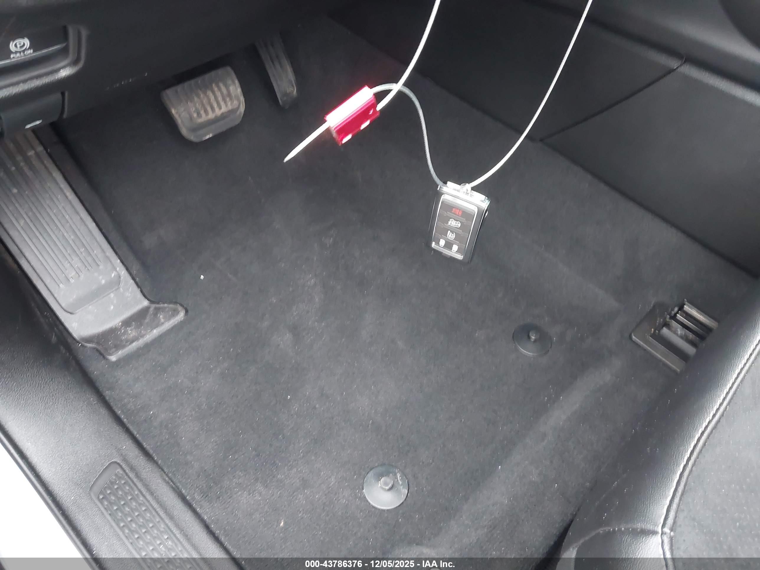 JEEP GRAND image 11