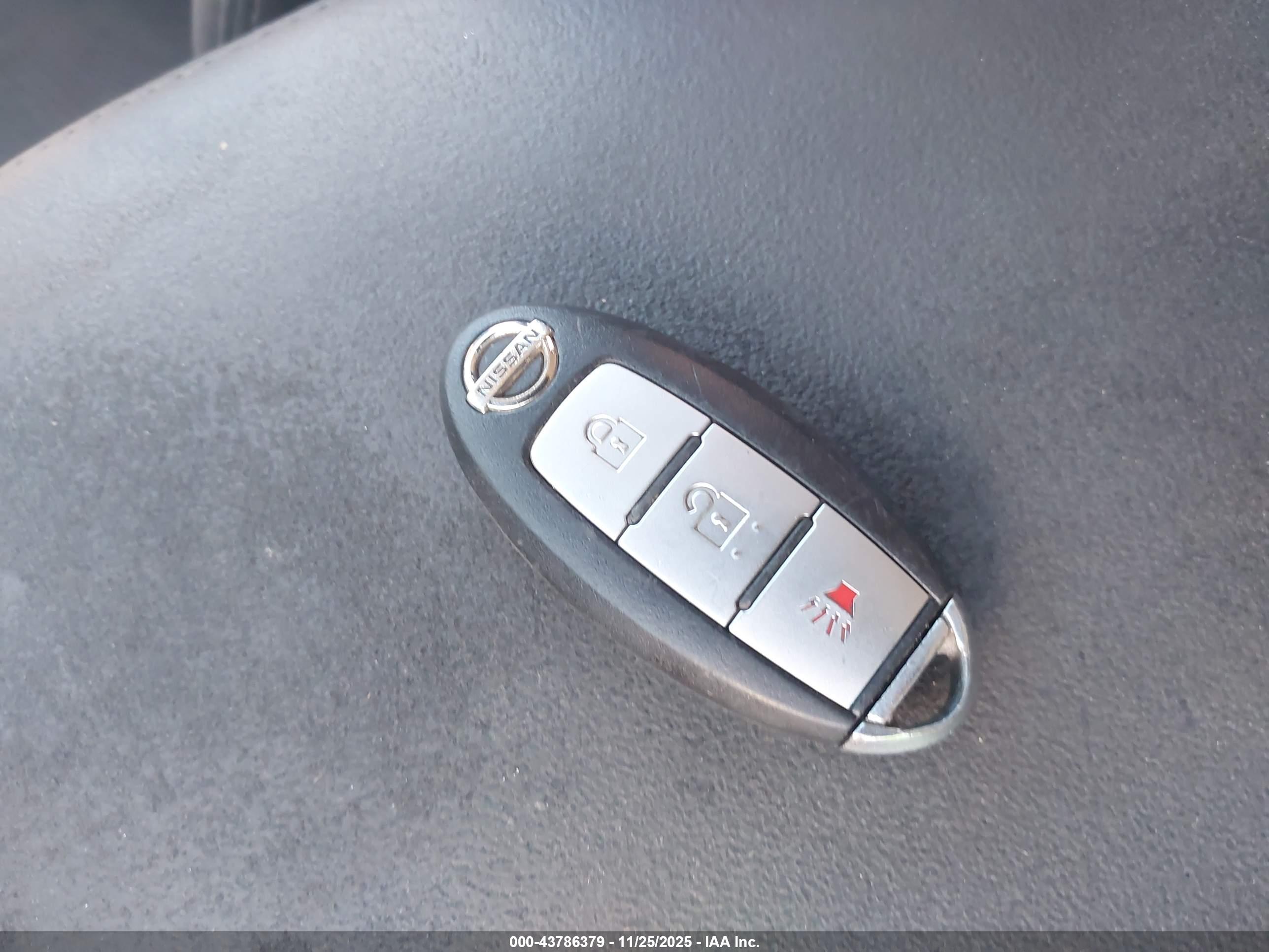 NISSAN PATHFINDER image 11