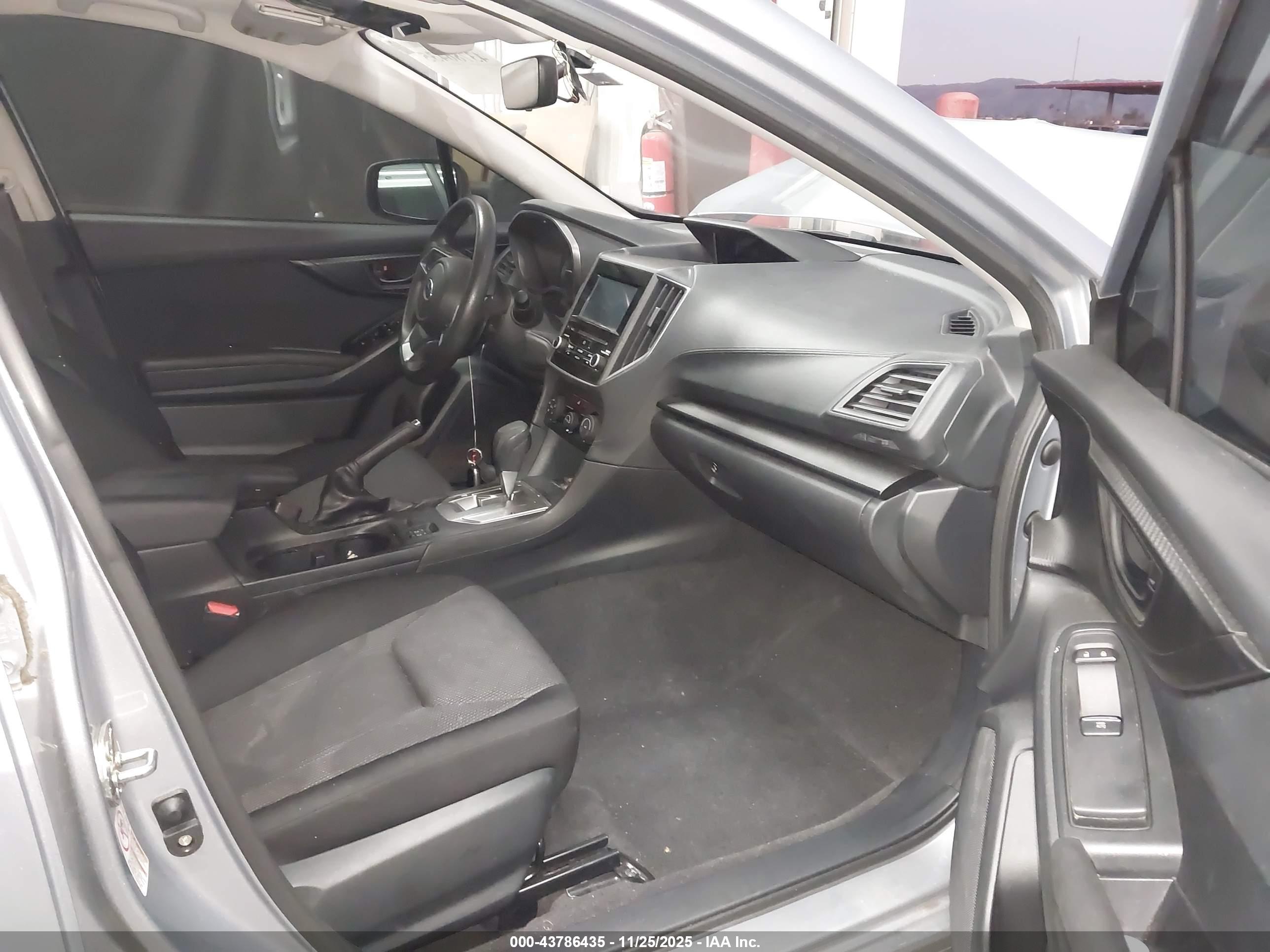 SUBARU IMPREZA image 5