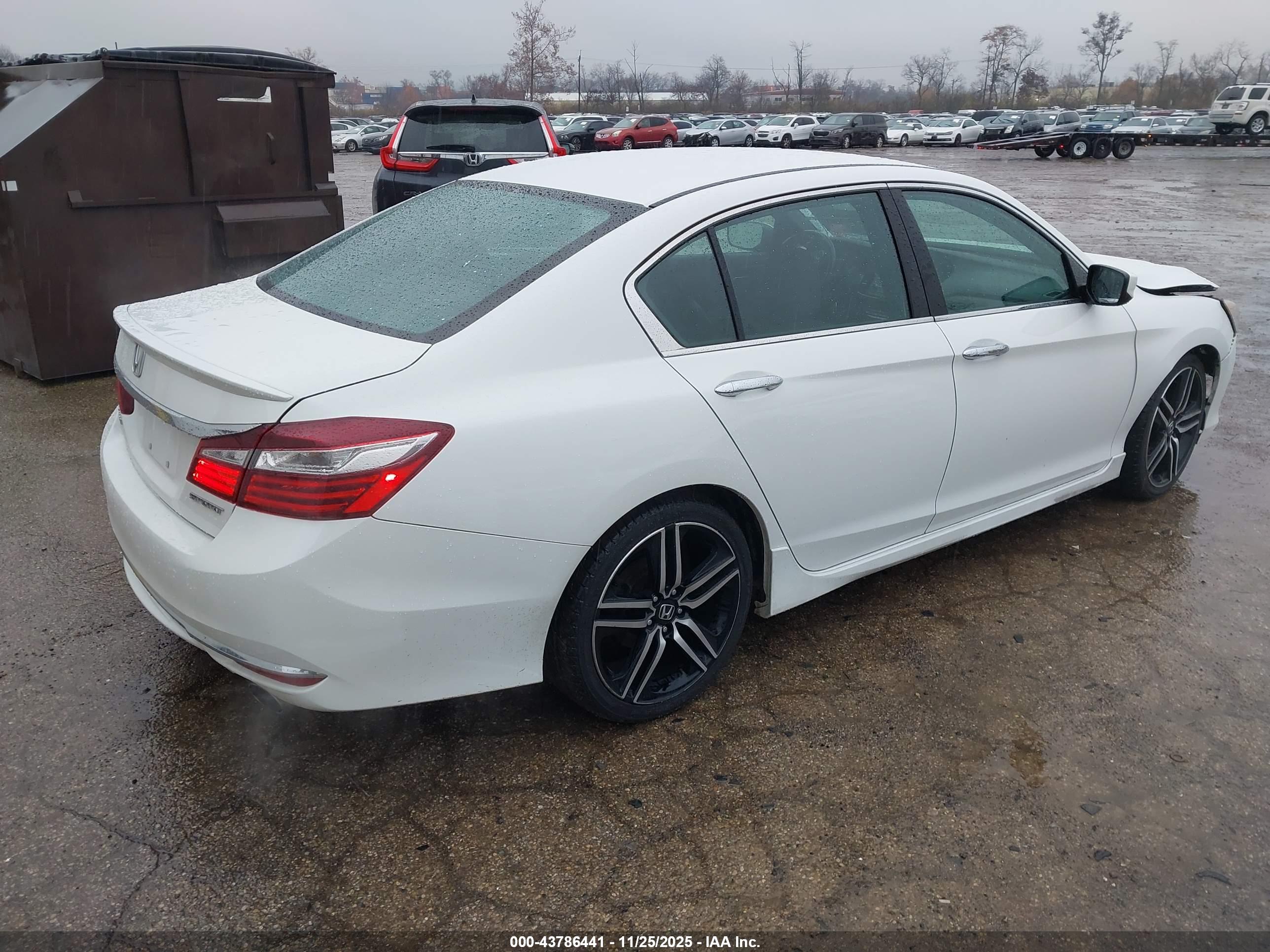 HONDA ACCORD image 4