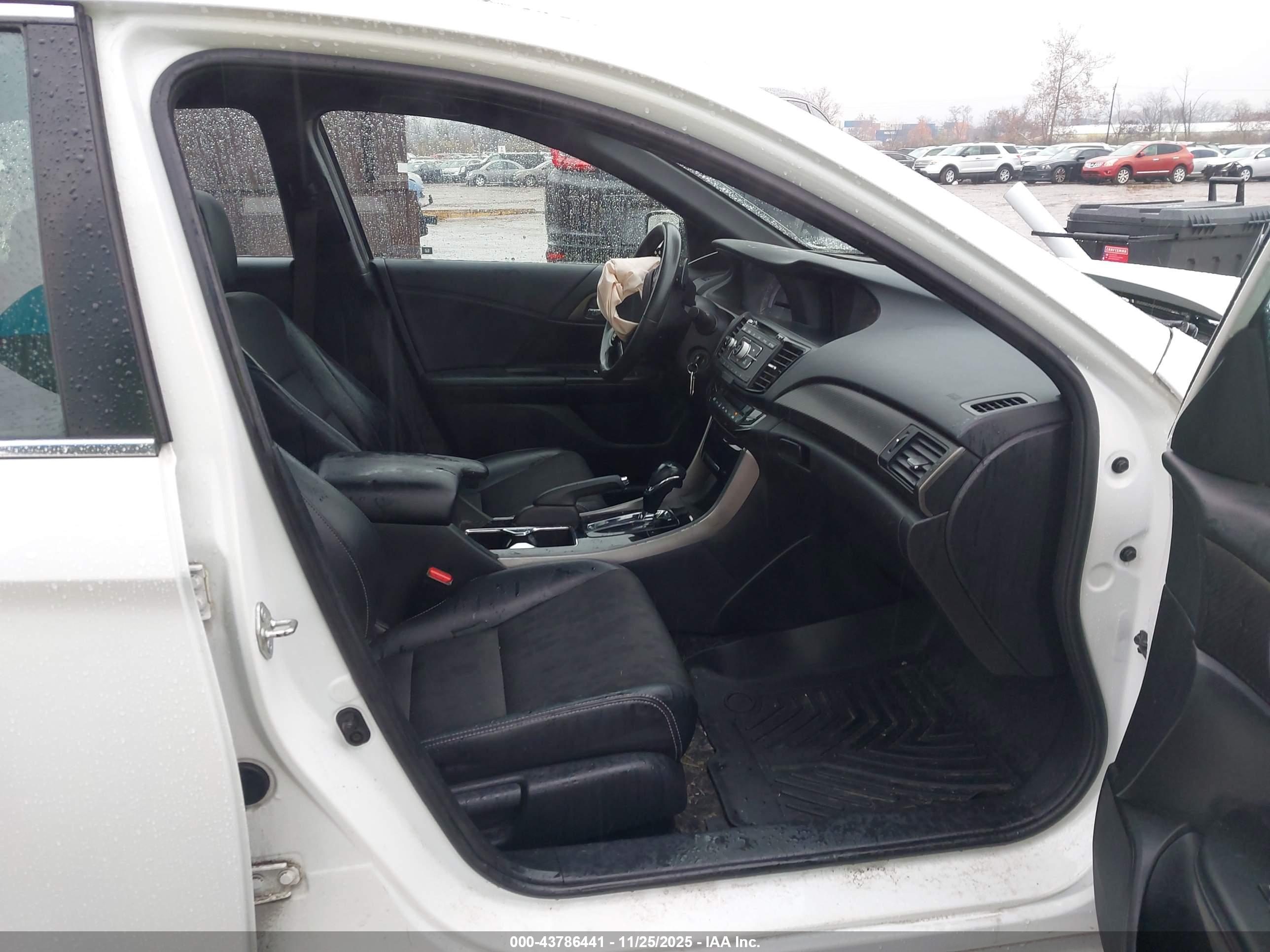 HONDA ACCORD image 5