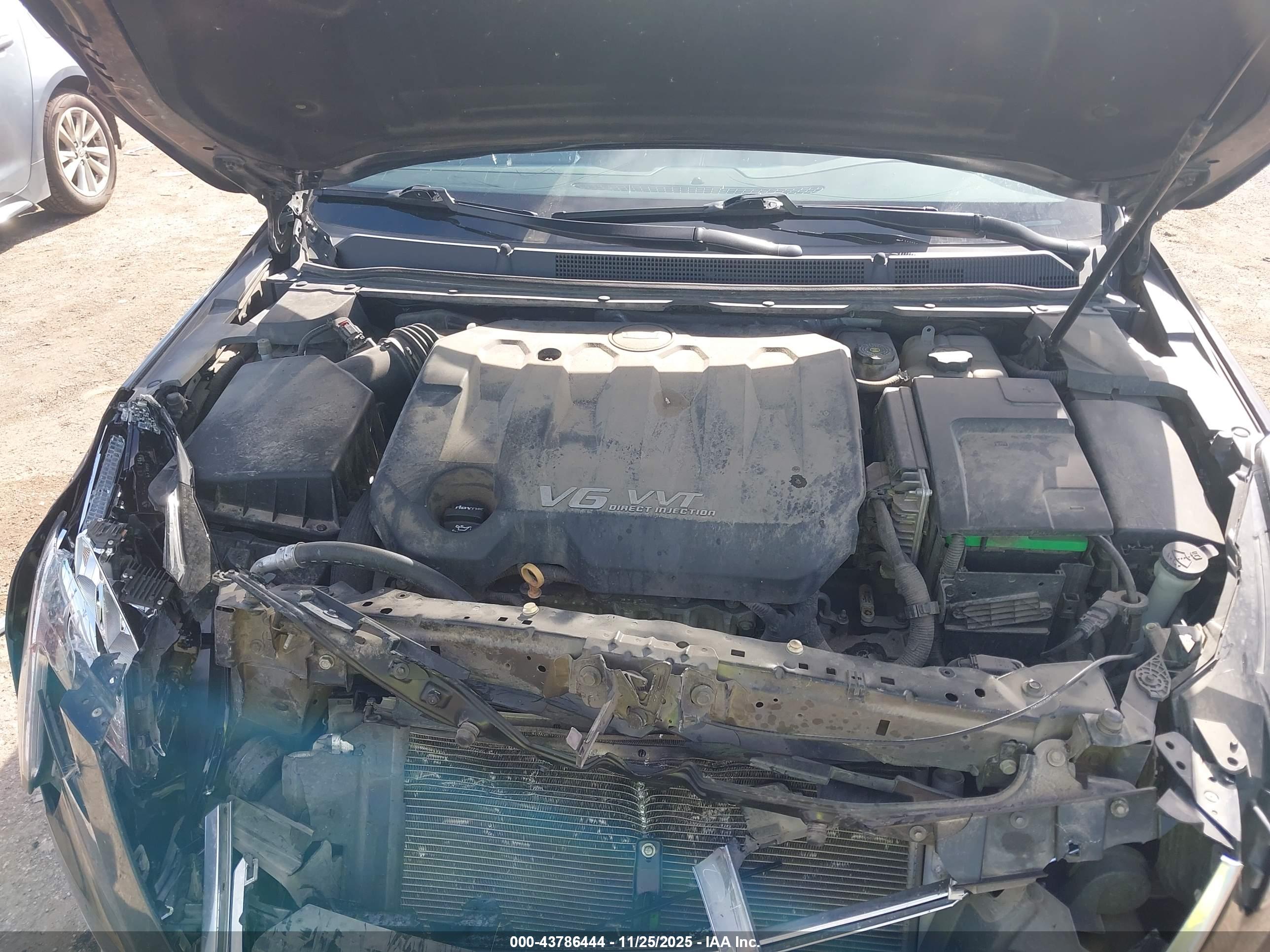 CADILLAC XTS image 10