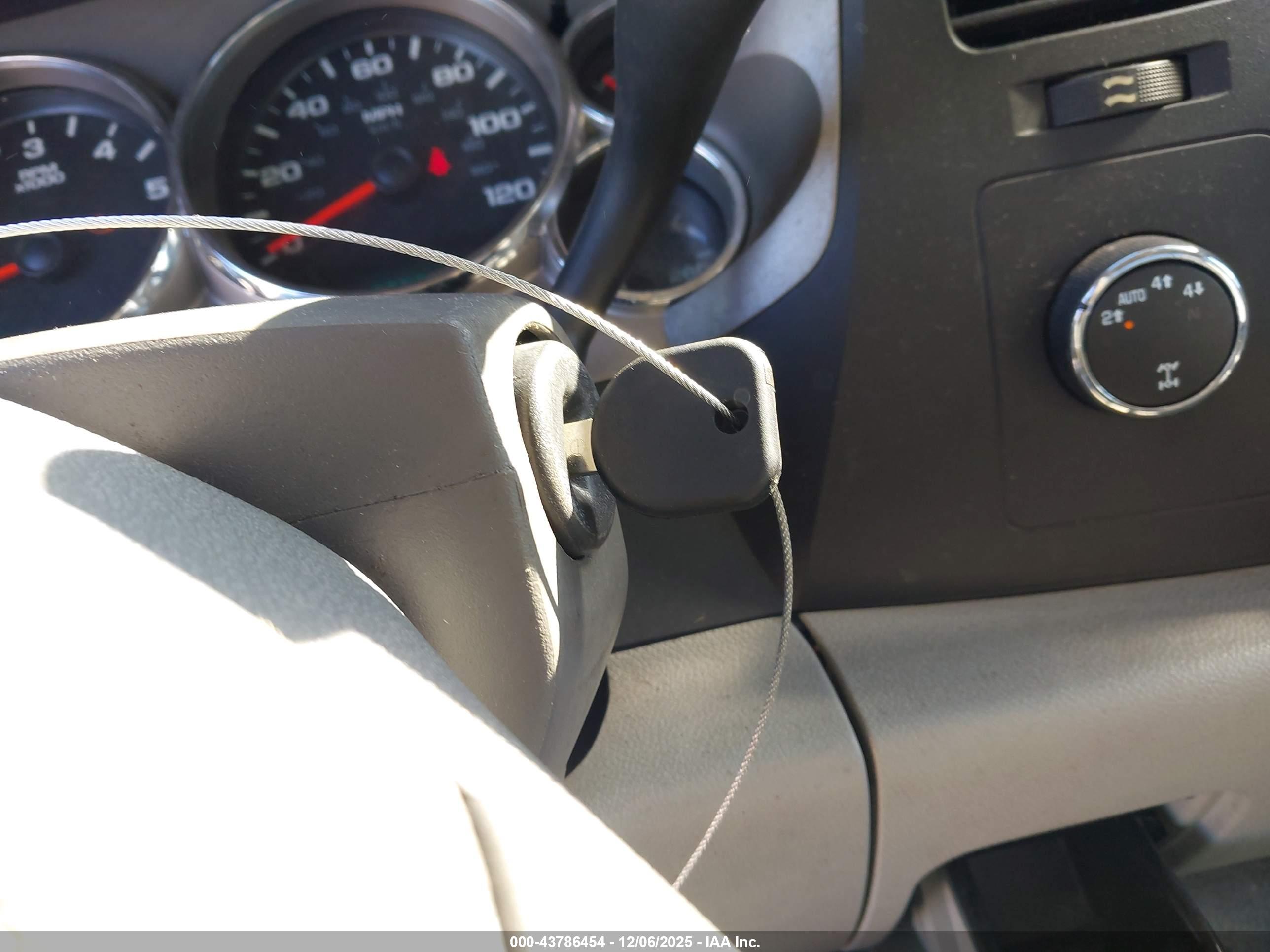 GMC SIERRA image 11