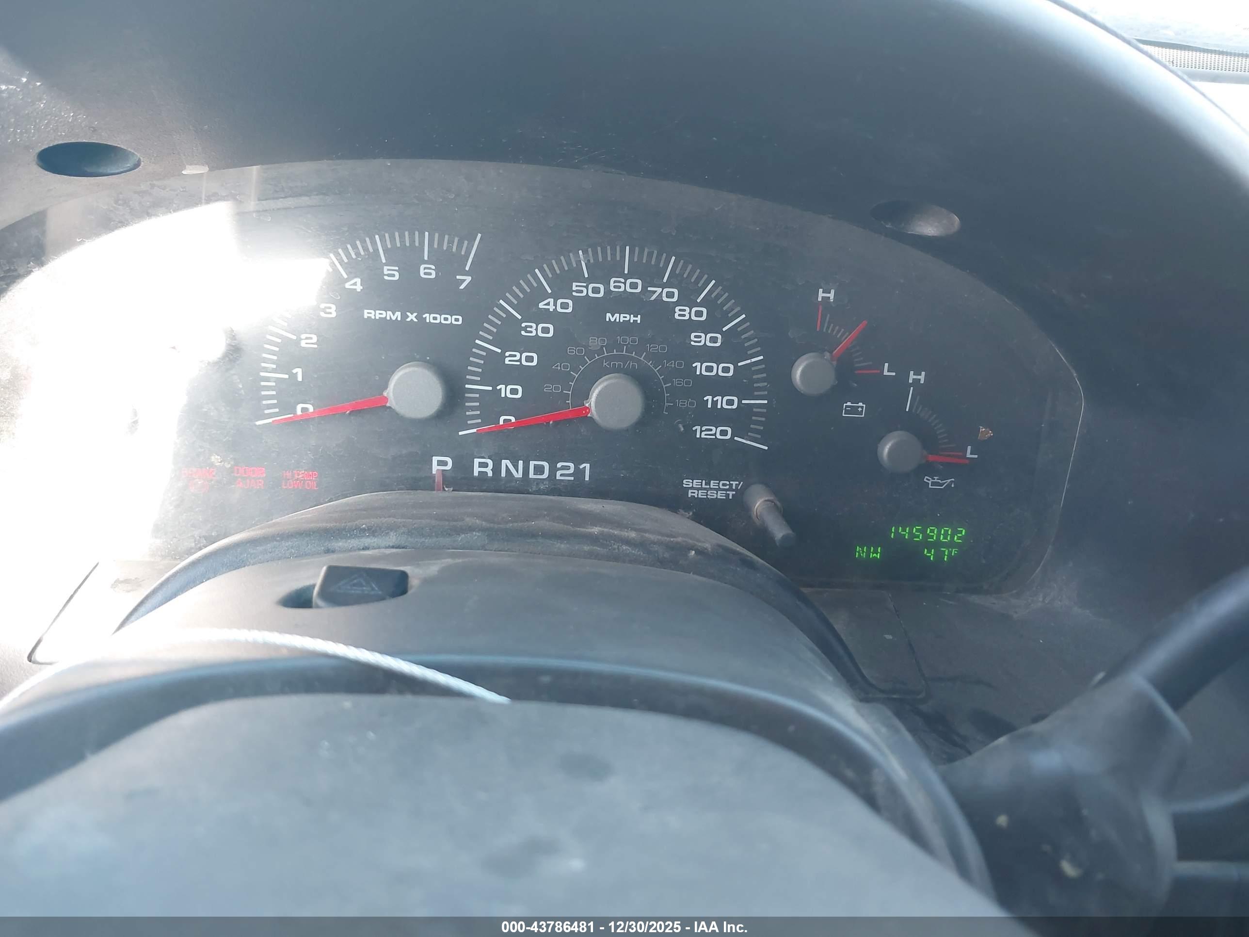 FORD EXPEDITION image 7