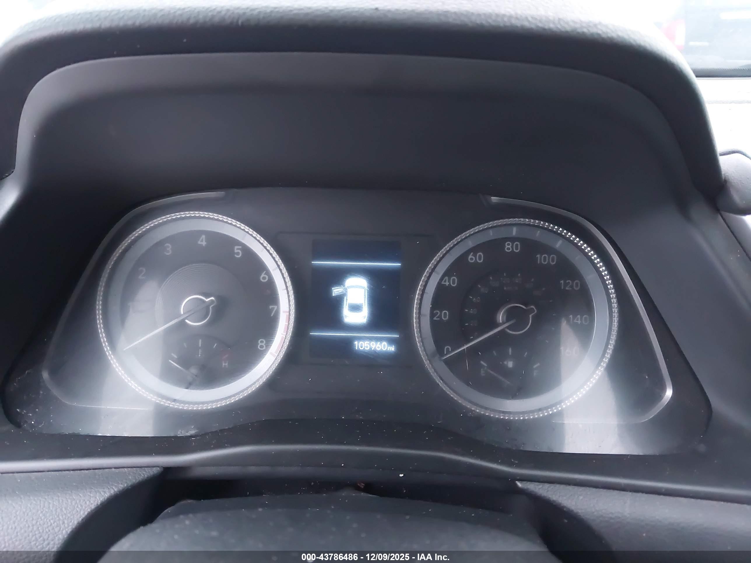 HYUNDAI SONATA image 7