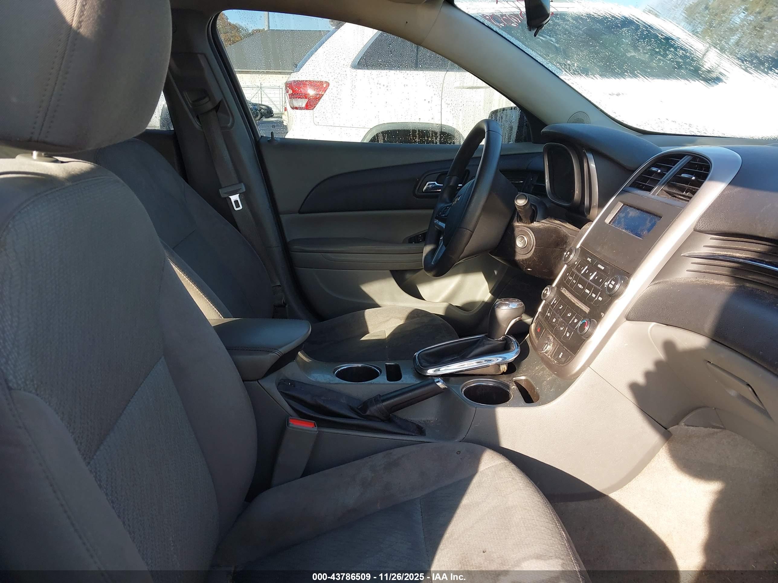 CHEVROLET MALIBU image 5