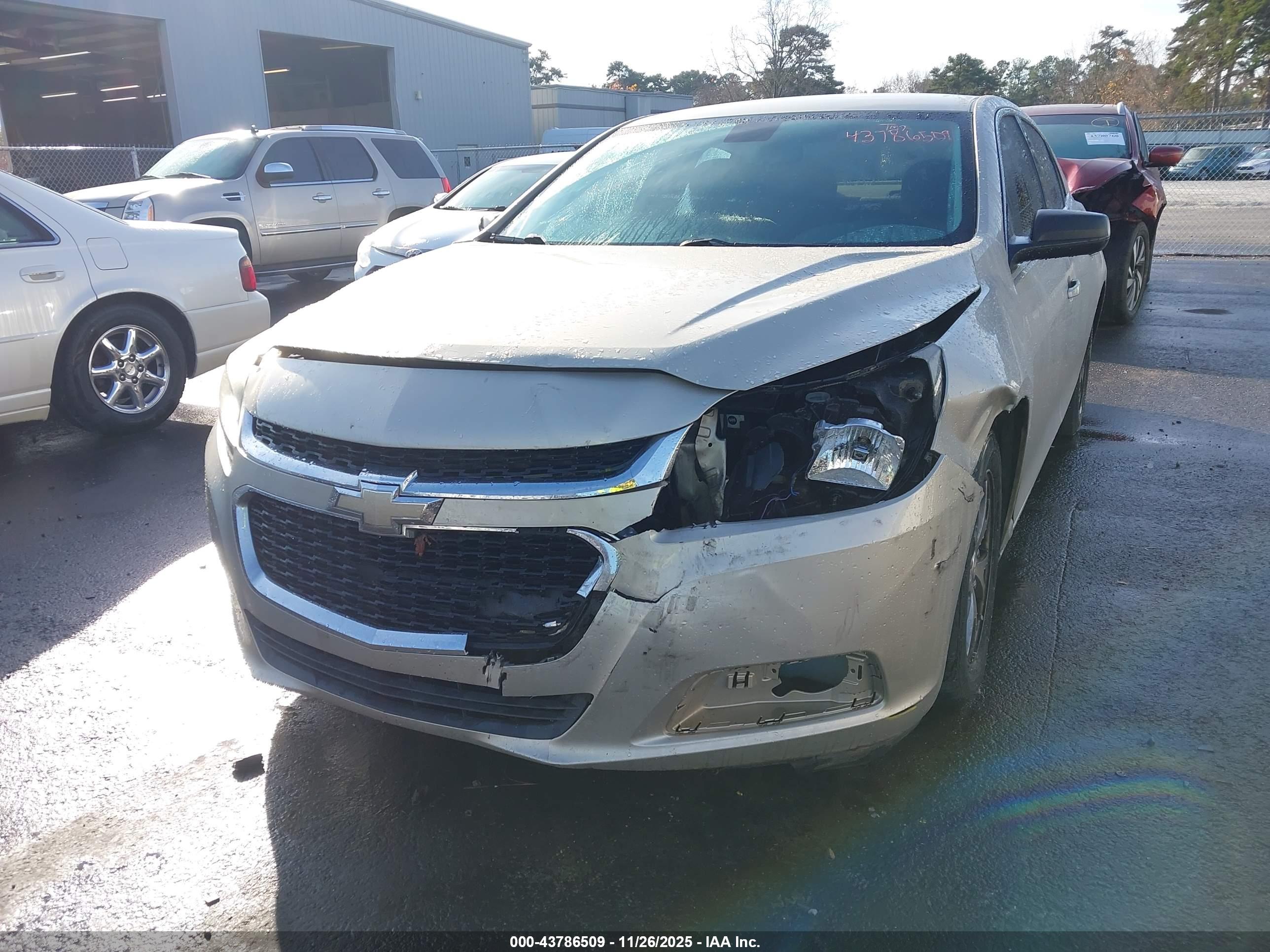 CHEVROLET MALIBU image 6