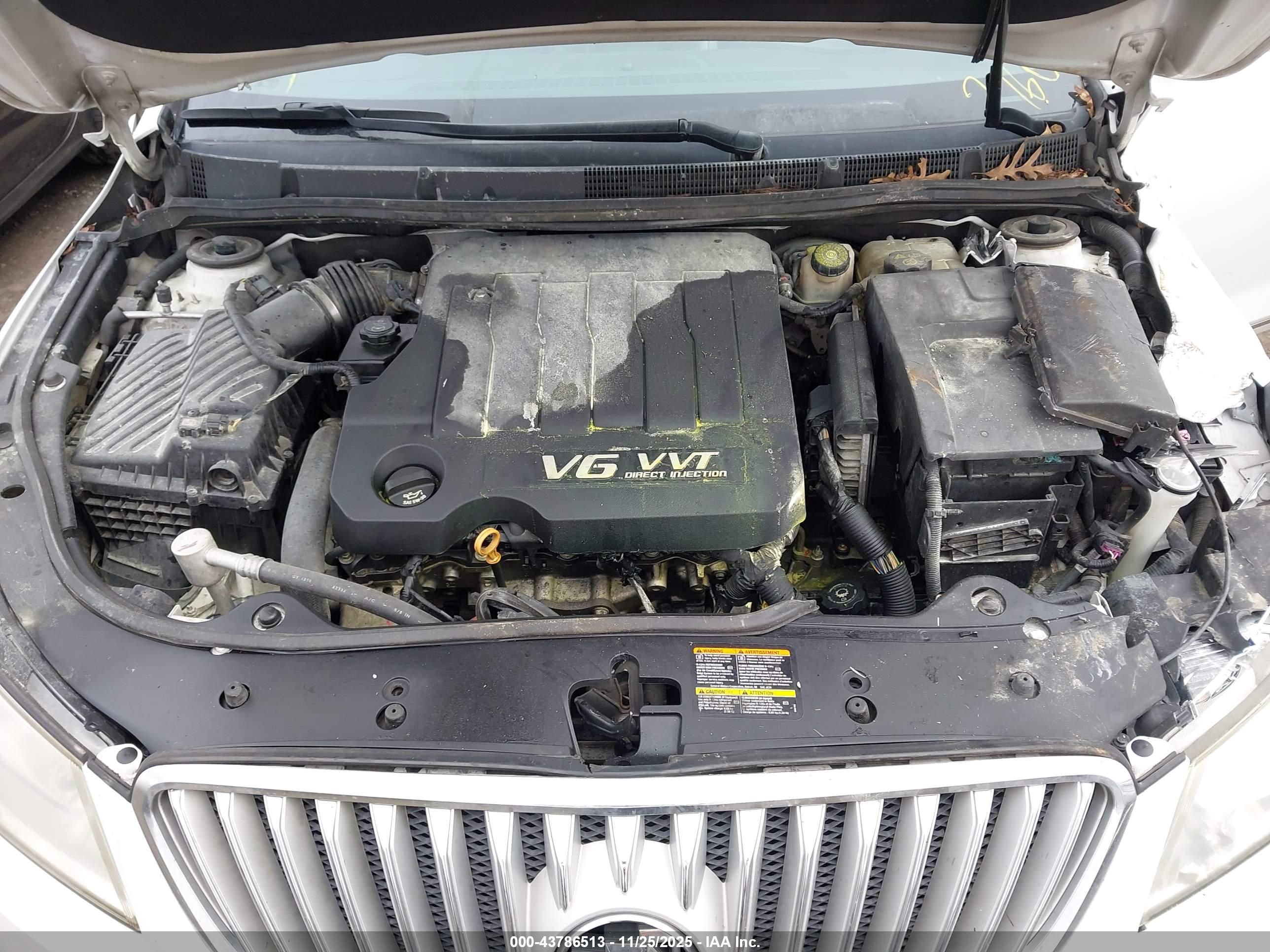 BUICK LACROSSE image 10