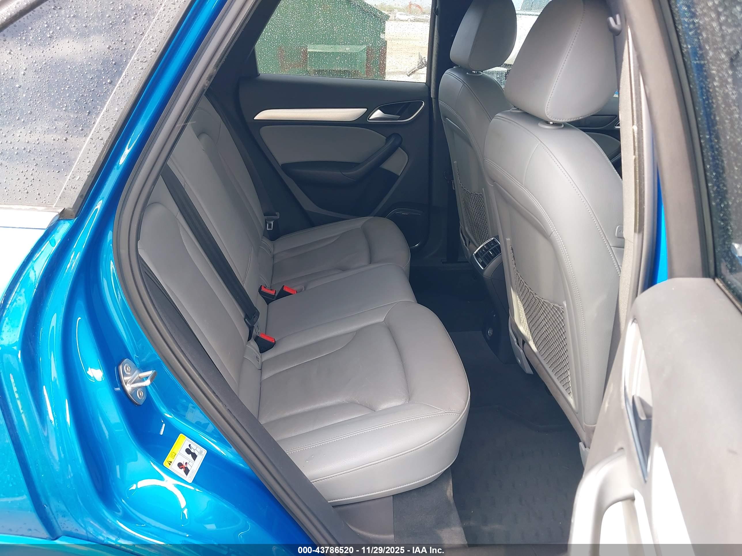 AUDI Q3 image 8