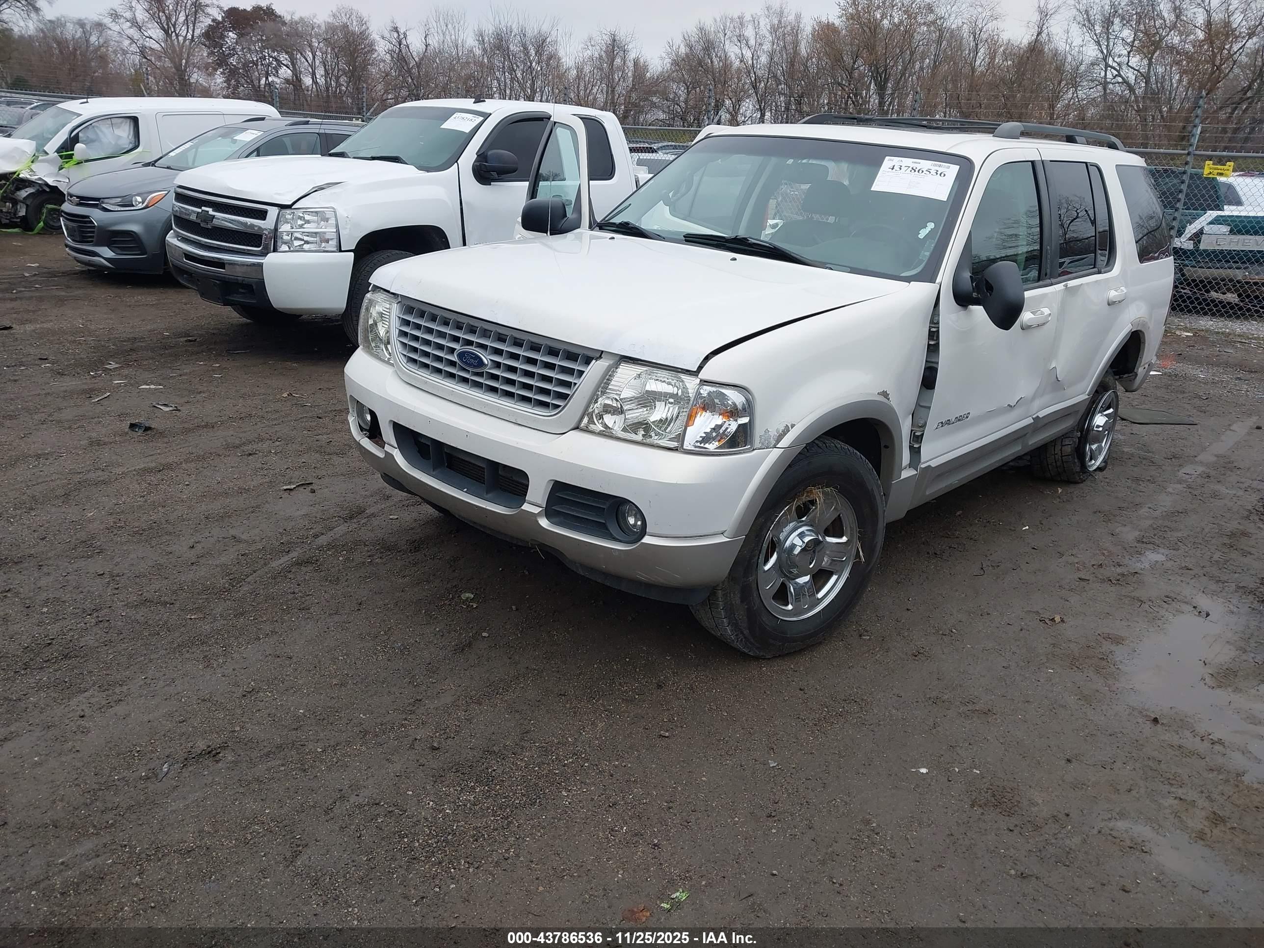 FORD EXPLORER image 2