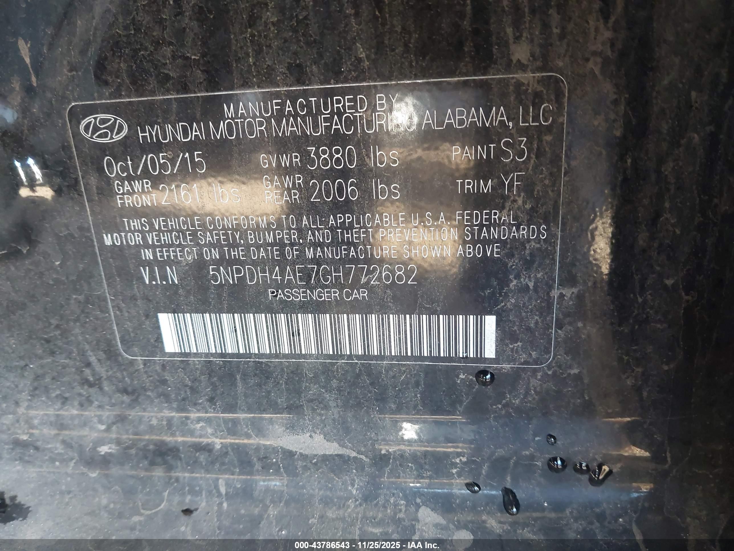 HYUNDAI ELANTRA image 9
