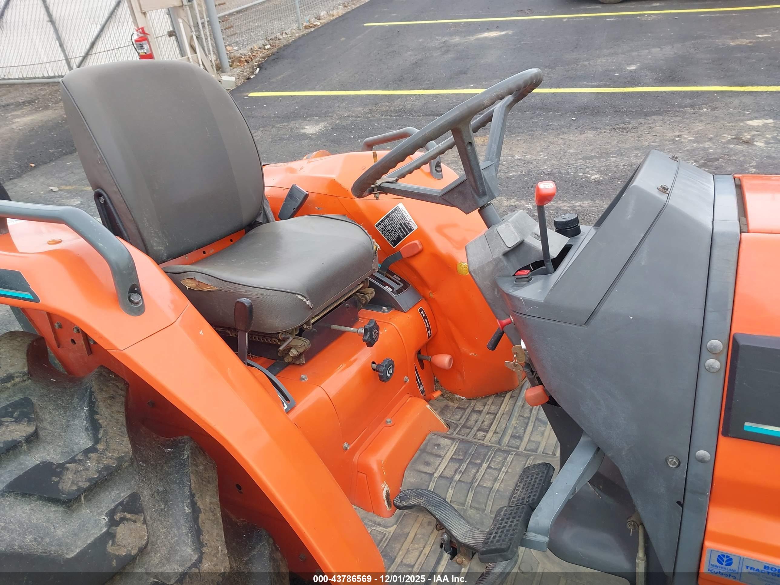 KUBOTA L4310 image 5