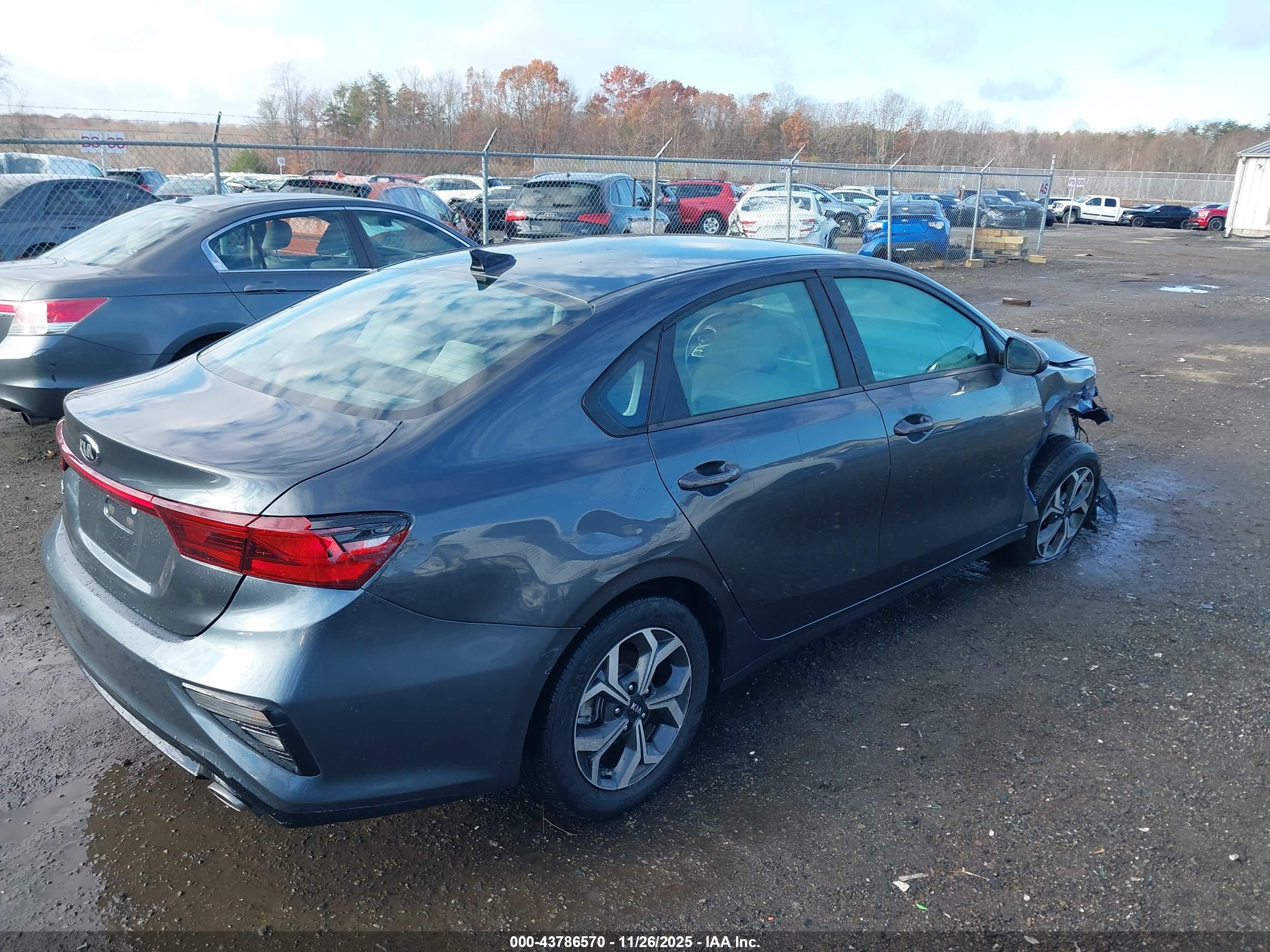 KIA FORTE image 4