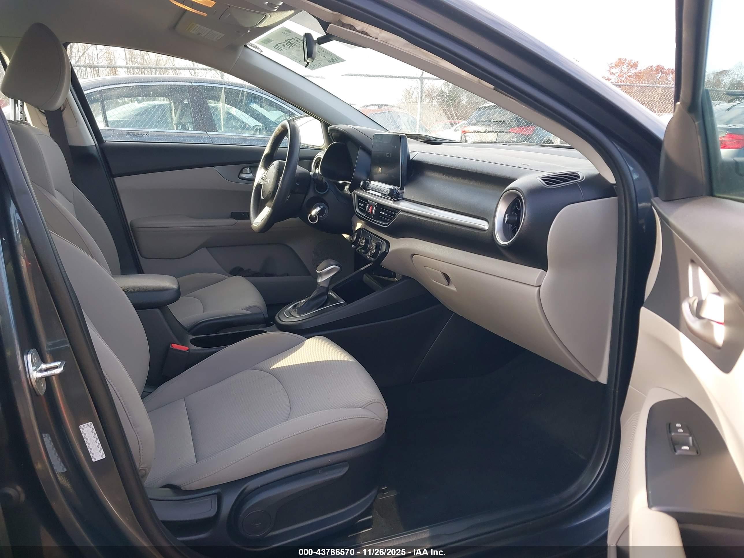 KIA FORTE image 5