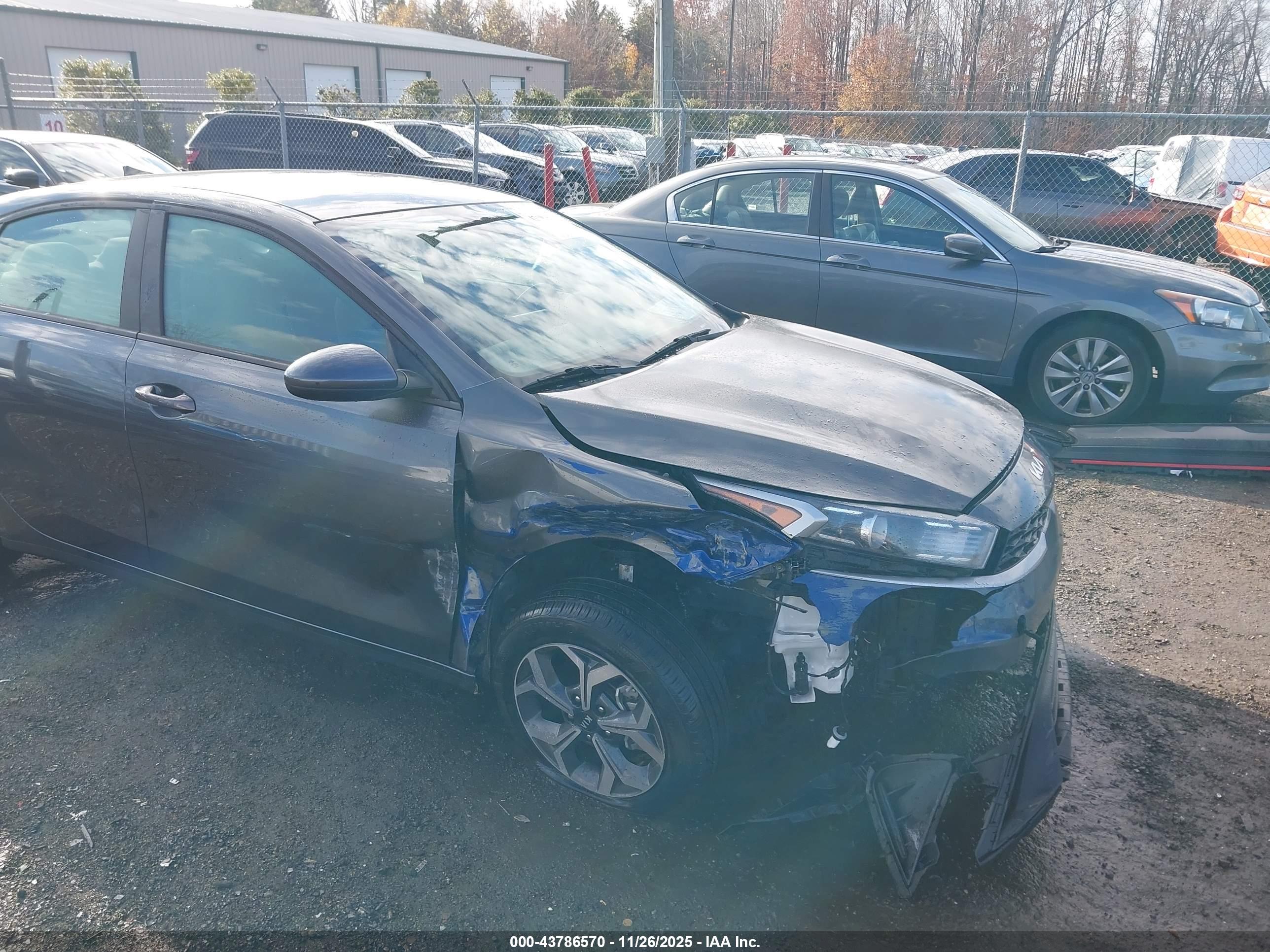 KIA FORTE image 6