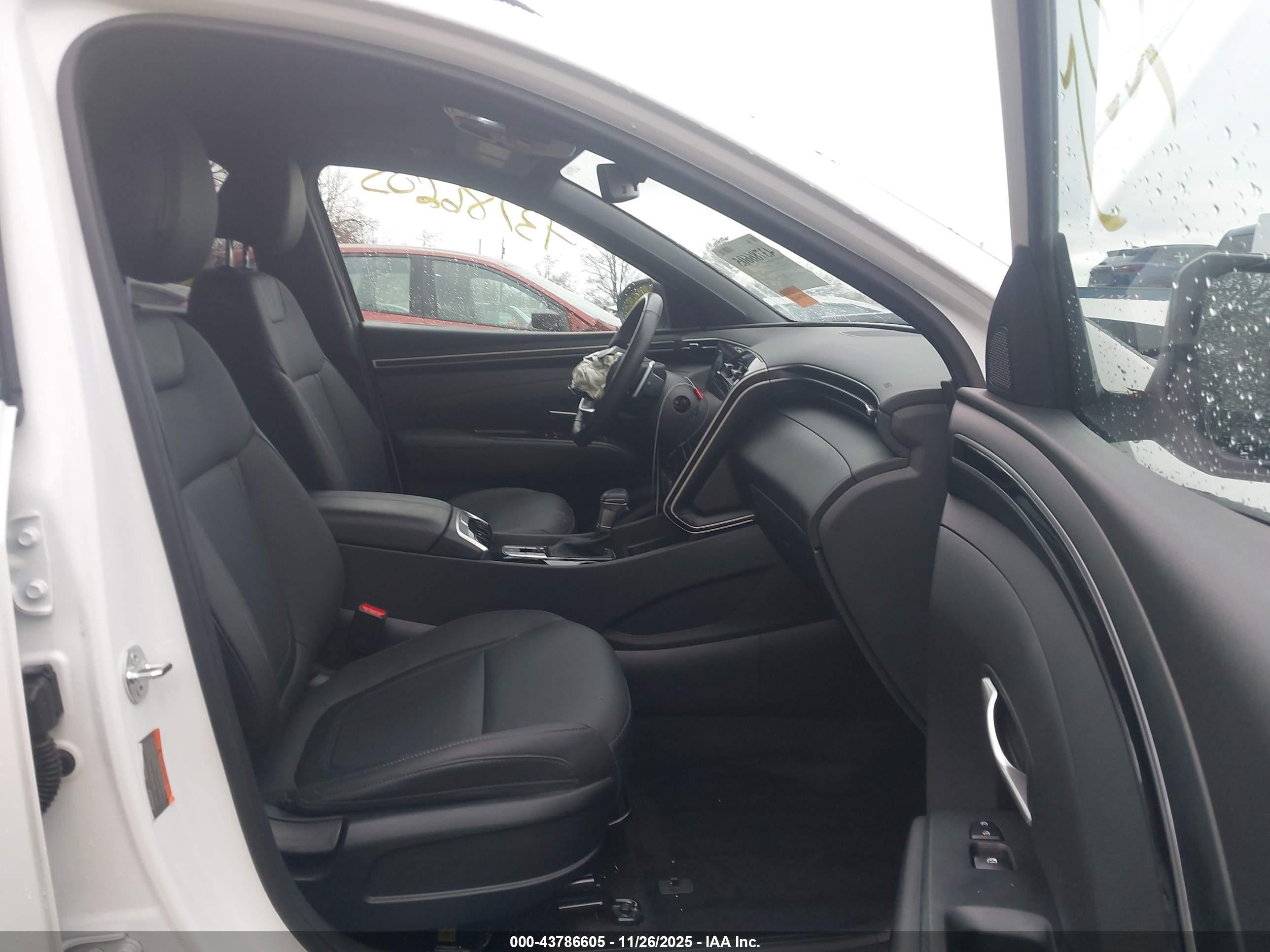 HYUNDAI SANTA image 5