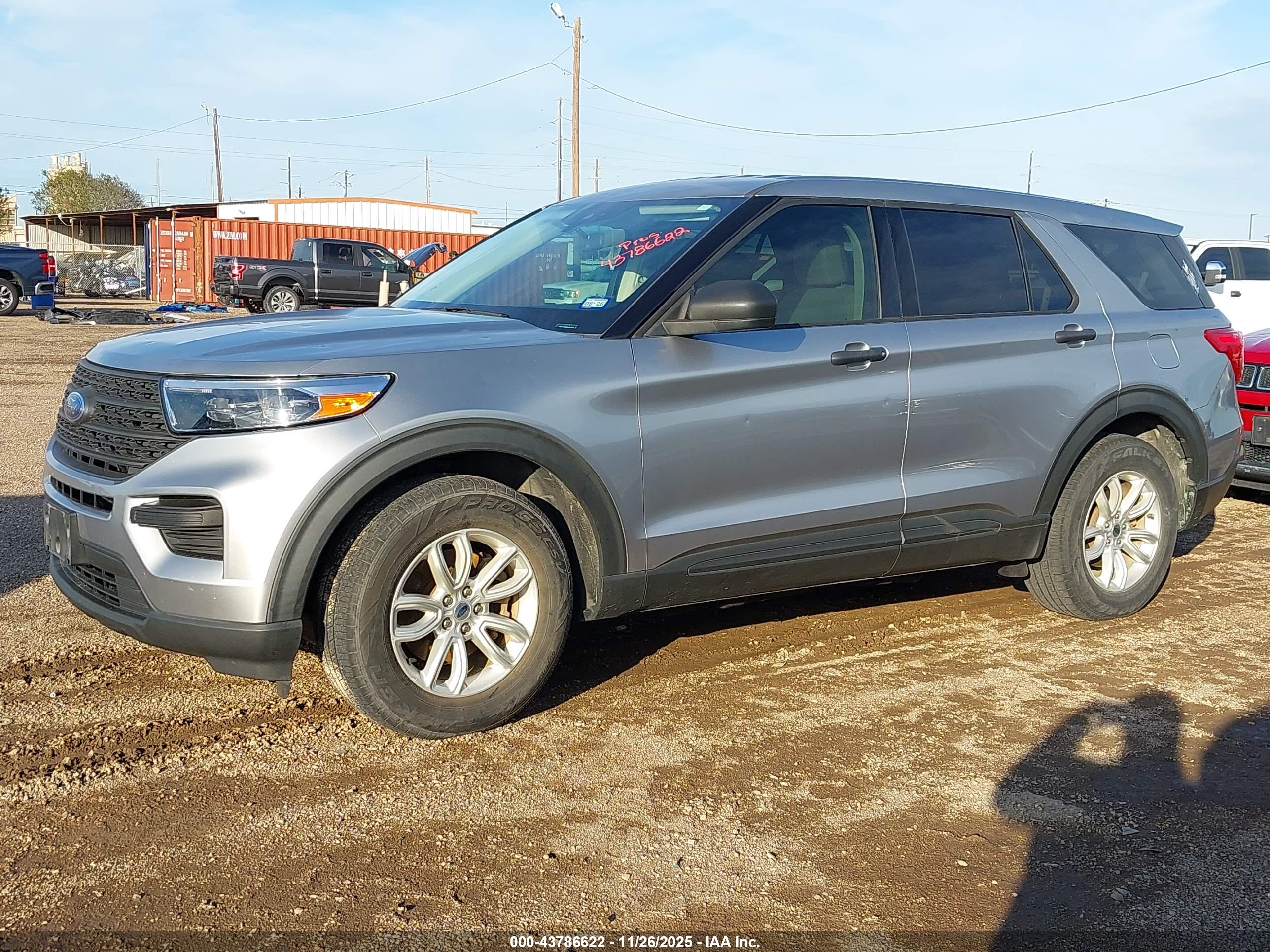 FORD EXPLORER image 2