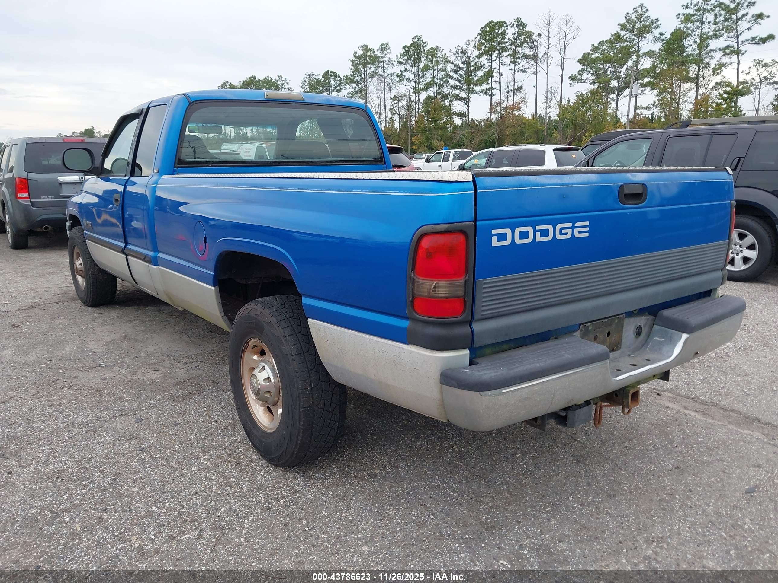 DODGE RAM image 3