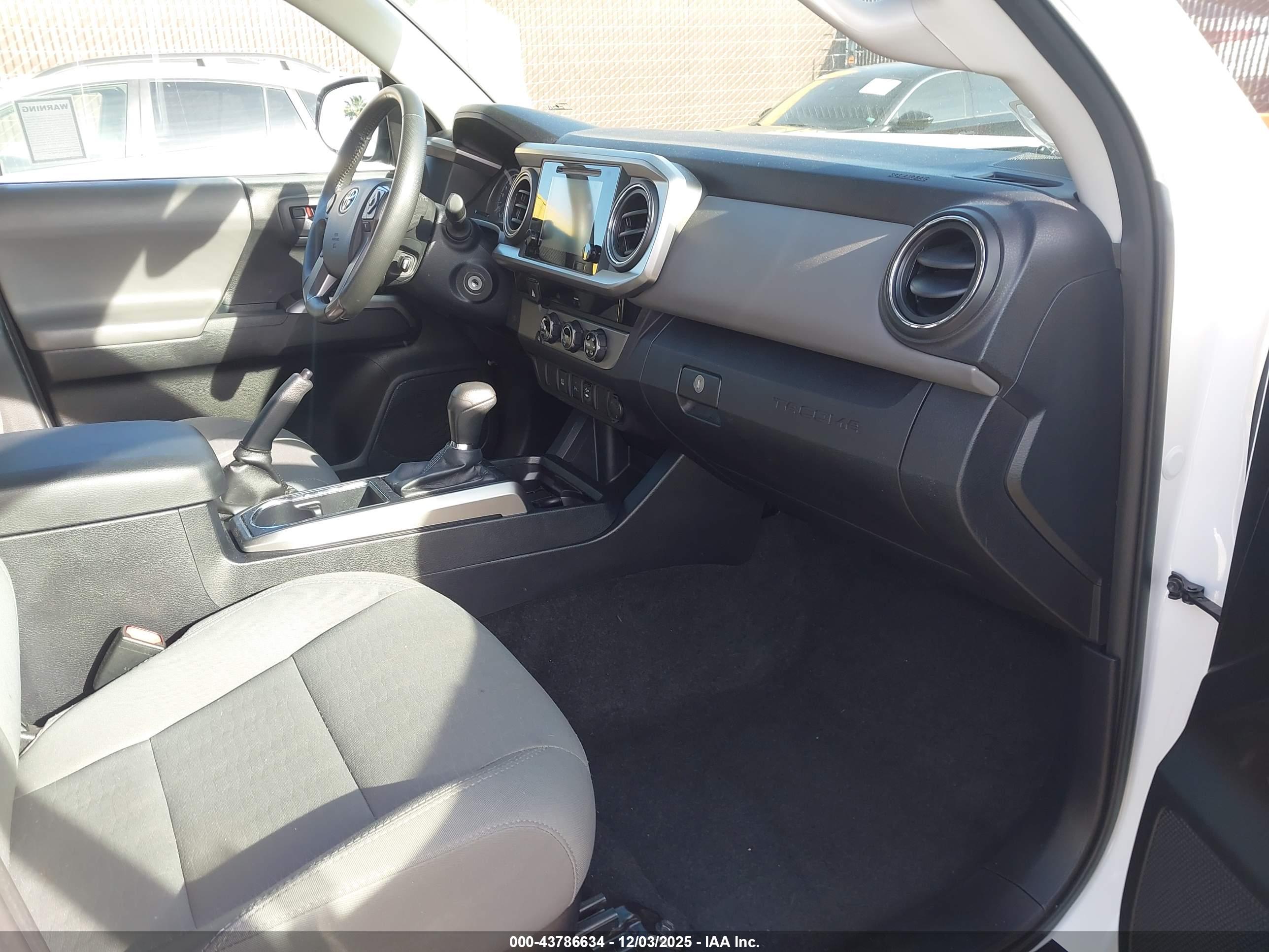 TOYOTA TACOMA image 5