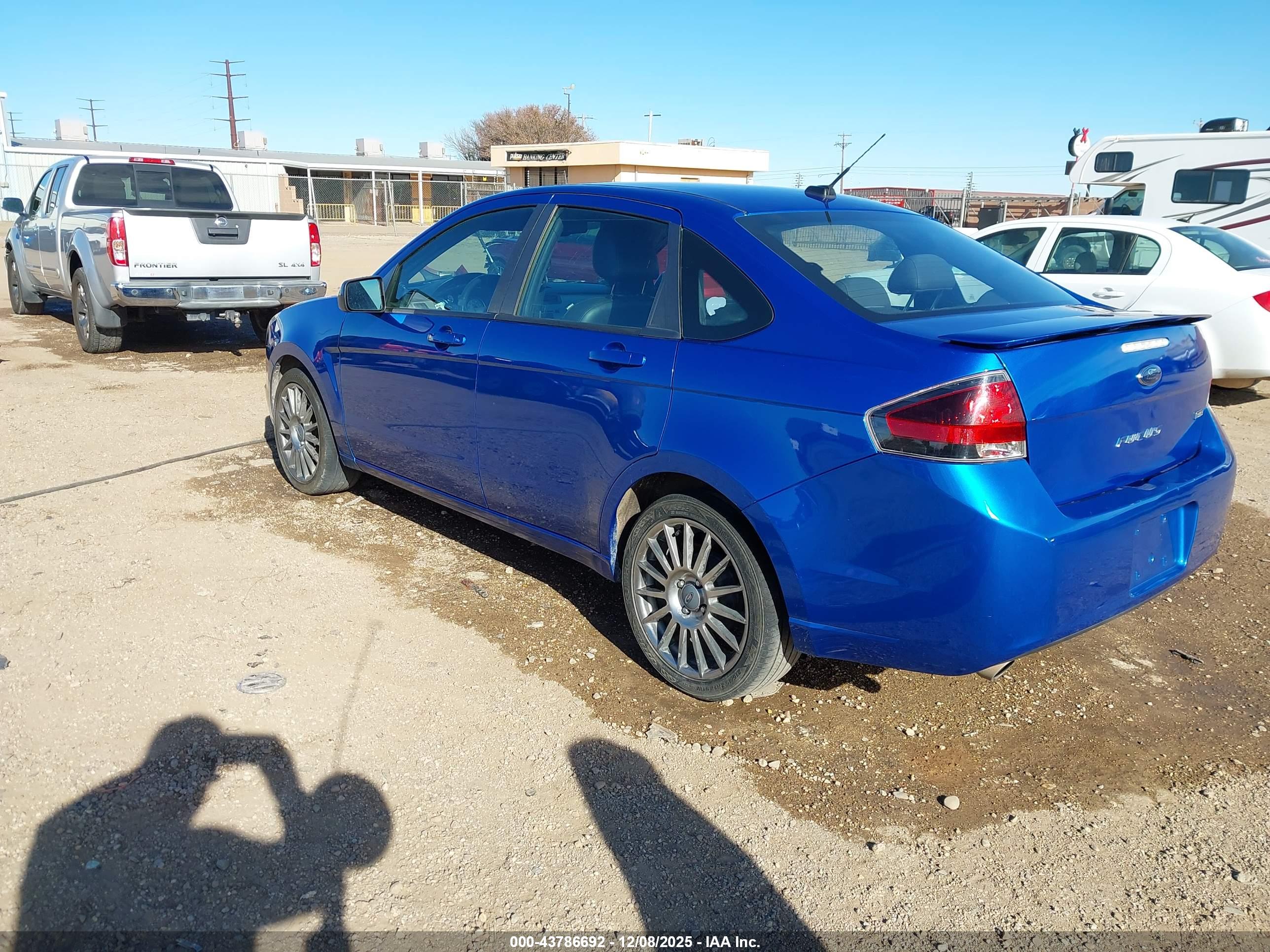 FORD FOCUS image 3