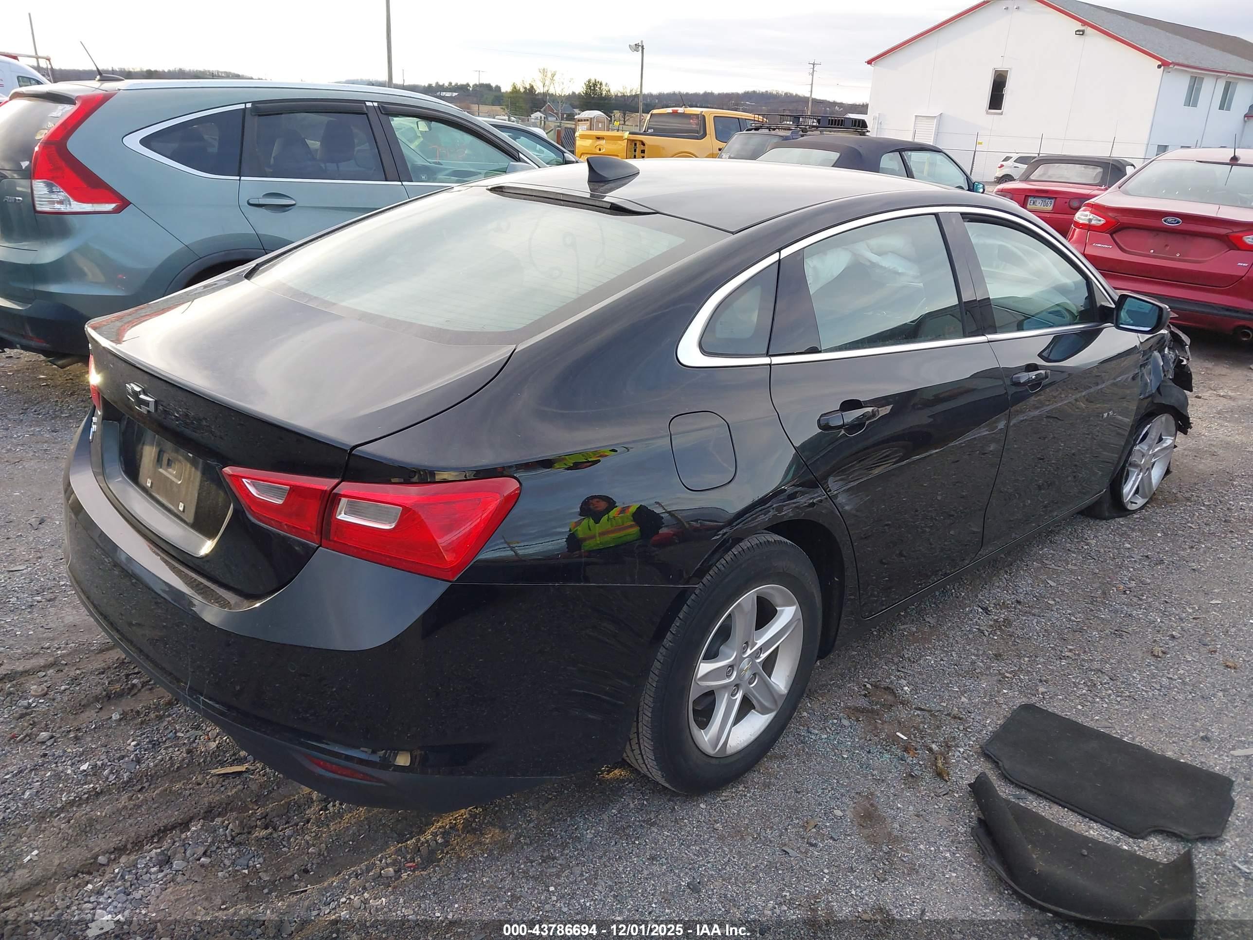 CHEVROLET MALIBU image 4