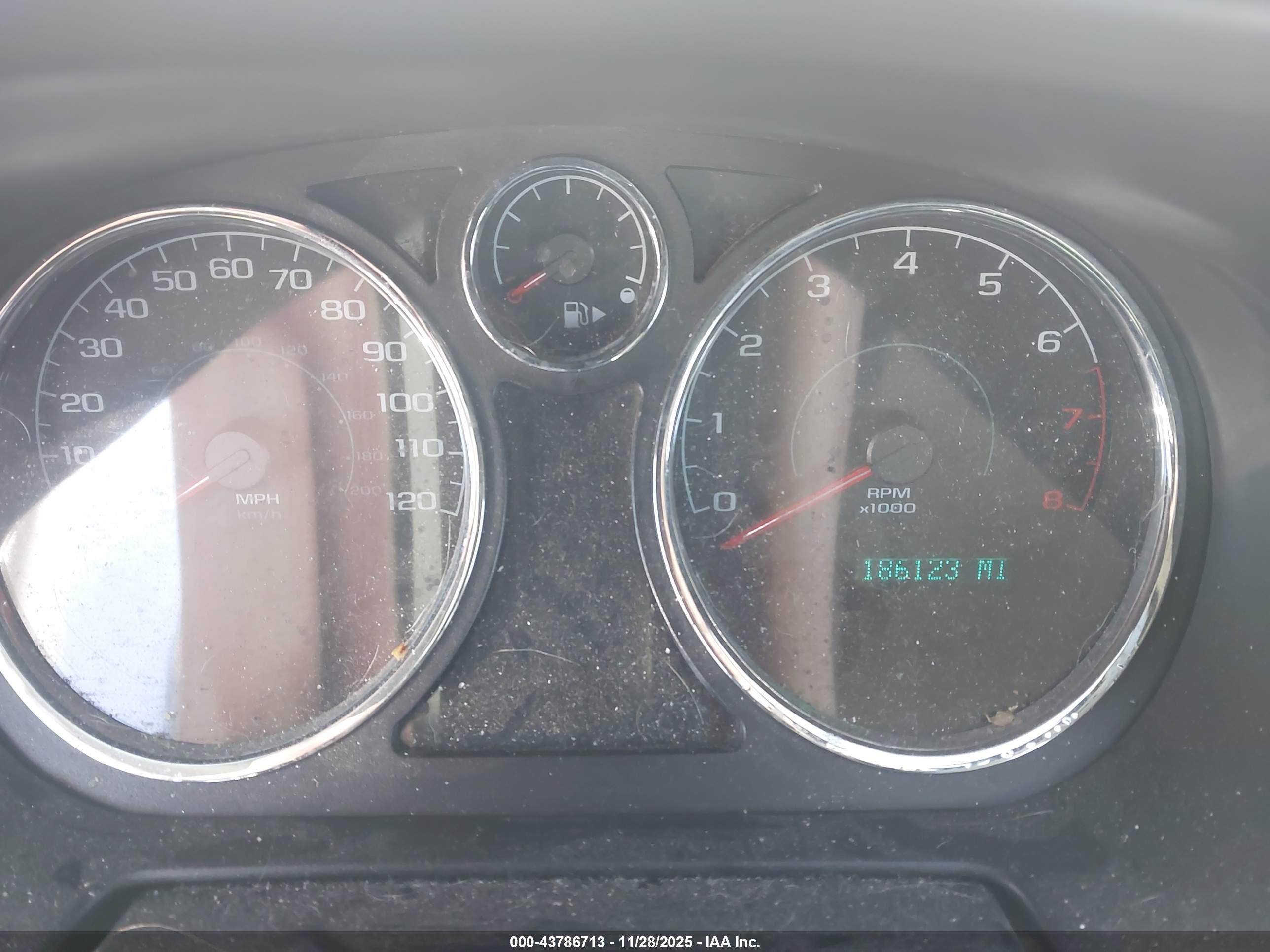 CHEVROLET COBALT image 7