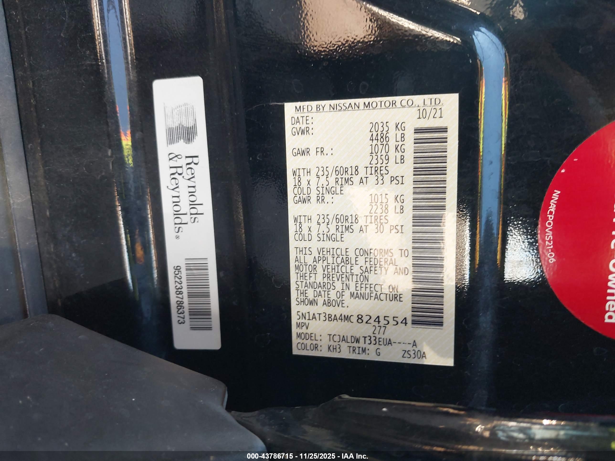 NISSAN ROGUE image 9