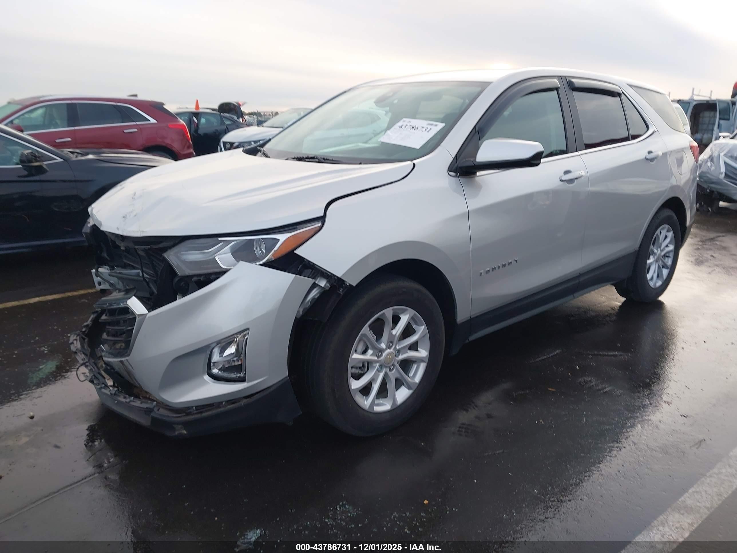 CHEVROLET EQUINOX image 2