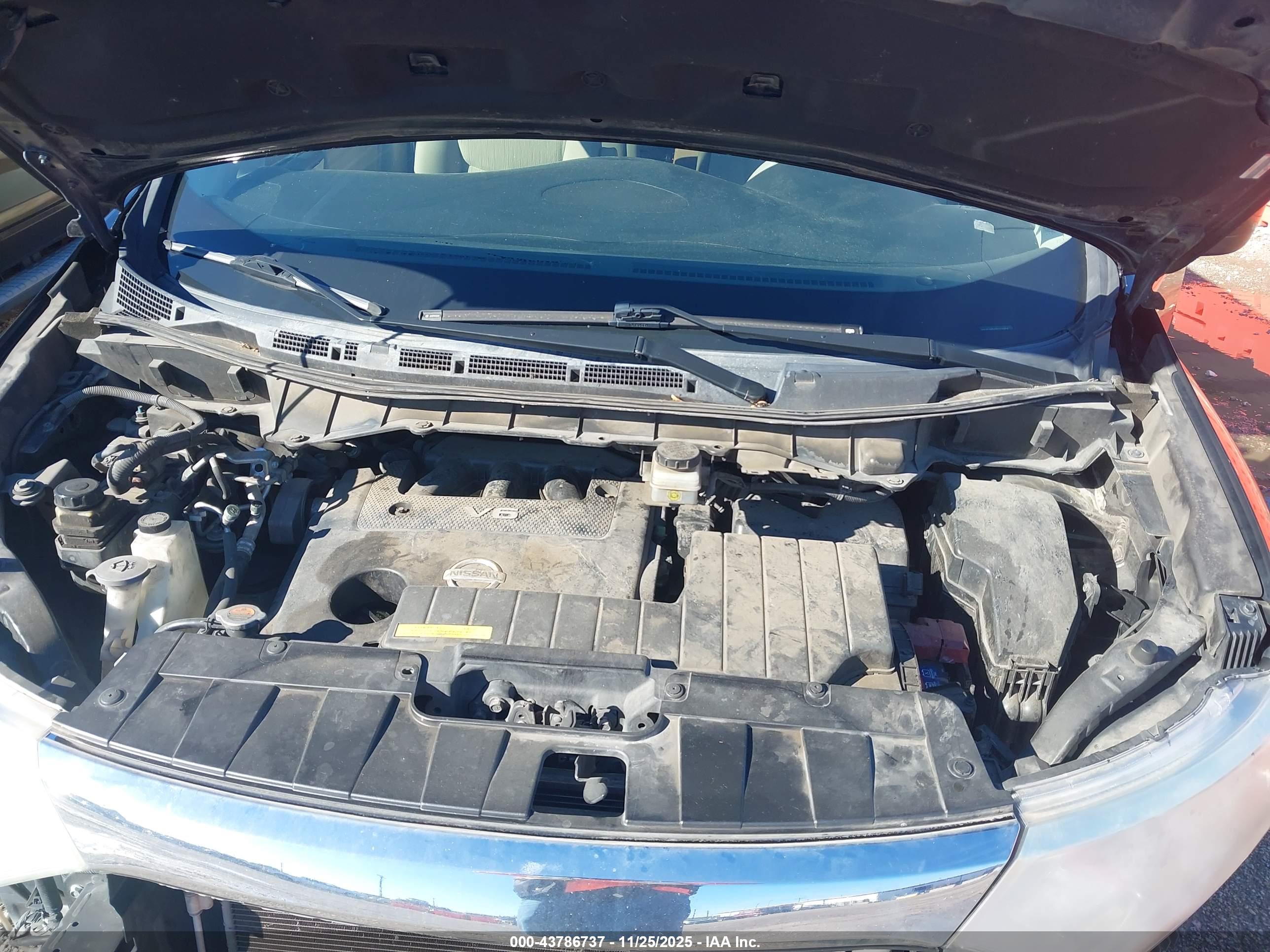 NISSAN QUEST image 10