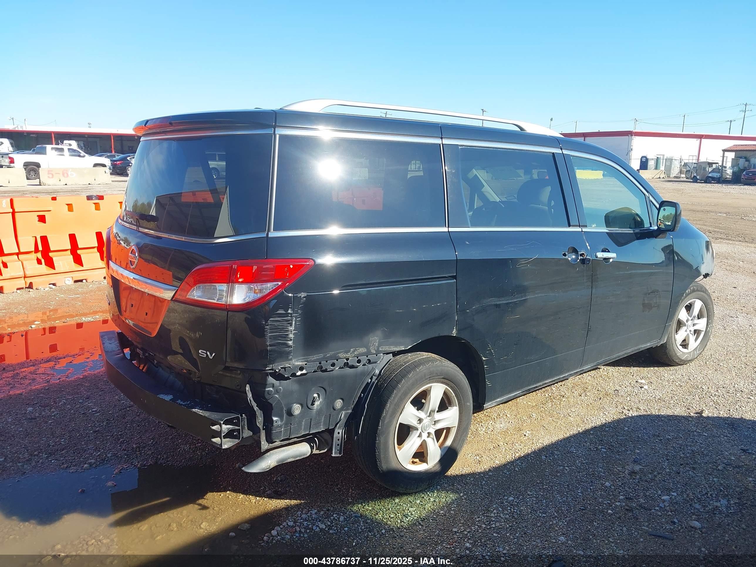 NISSAN QUEST image 4