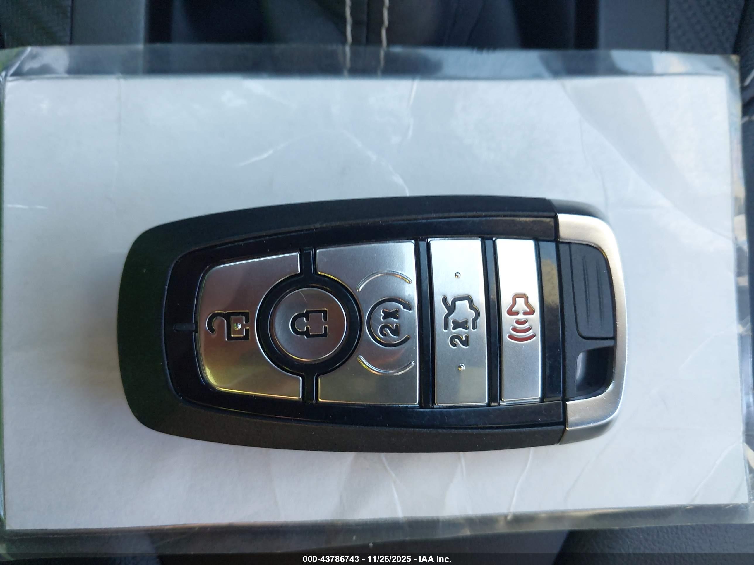 FORD MUSTANG image 11