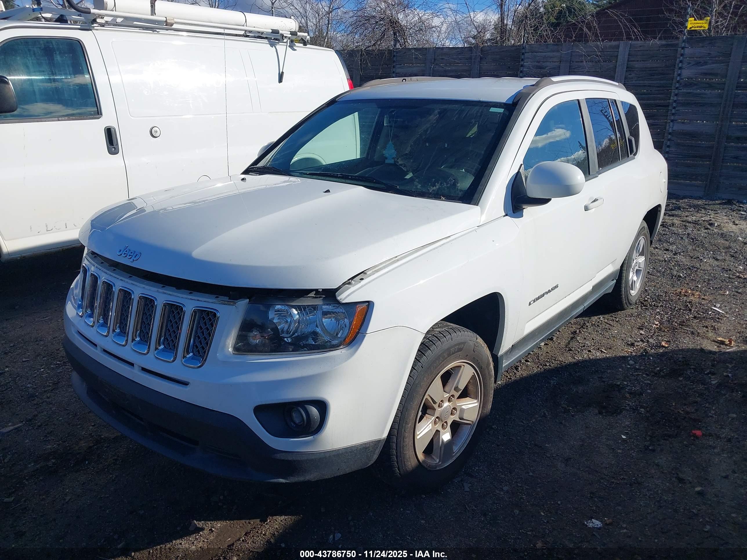 JEEP COMPASS image 2