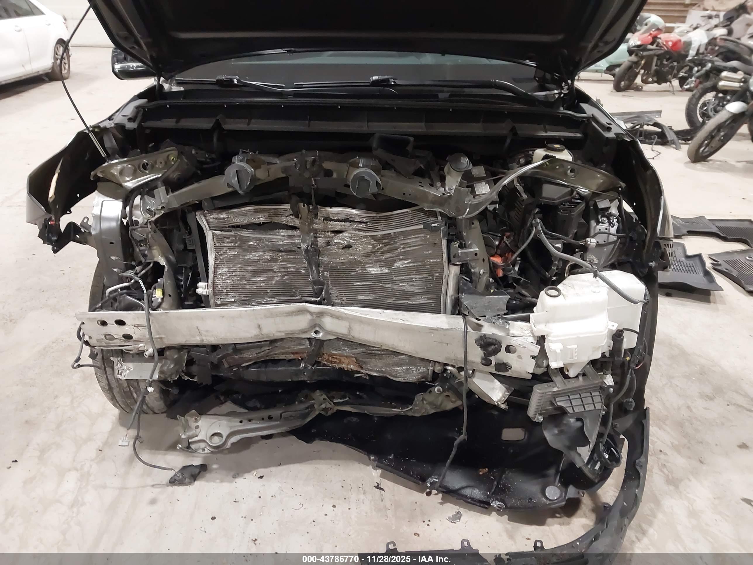 TOYOTA HIGHLANDER image 6