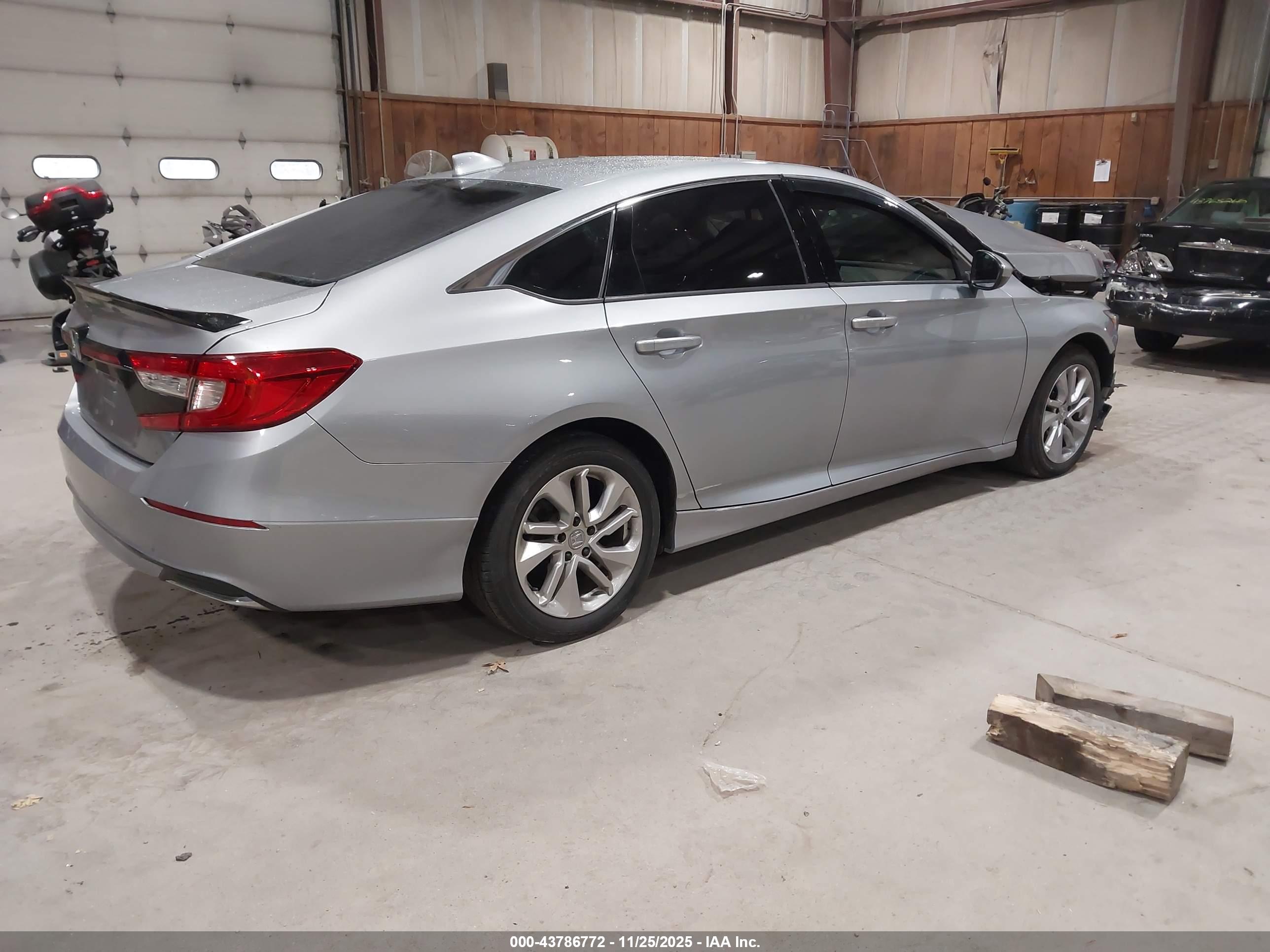 HONDA ACCORD image 4