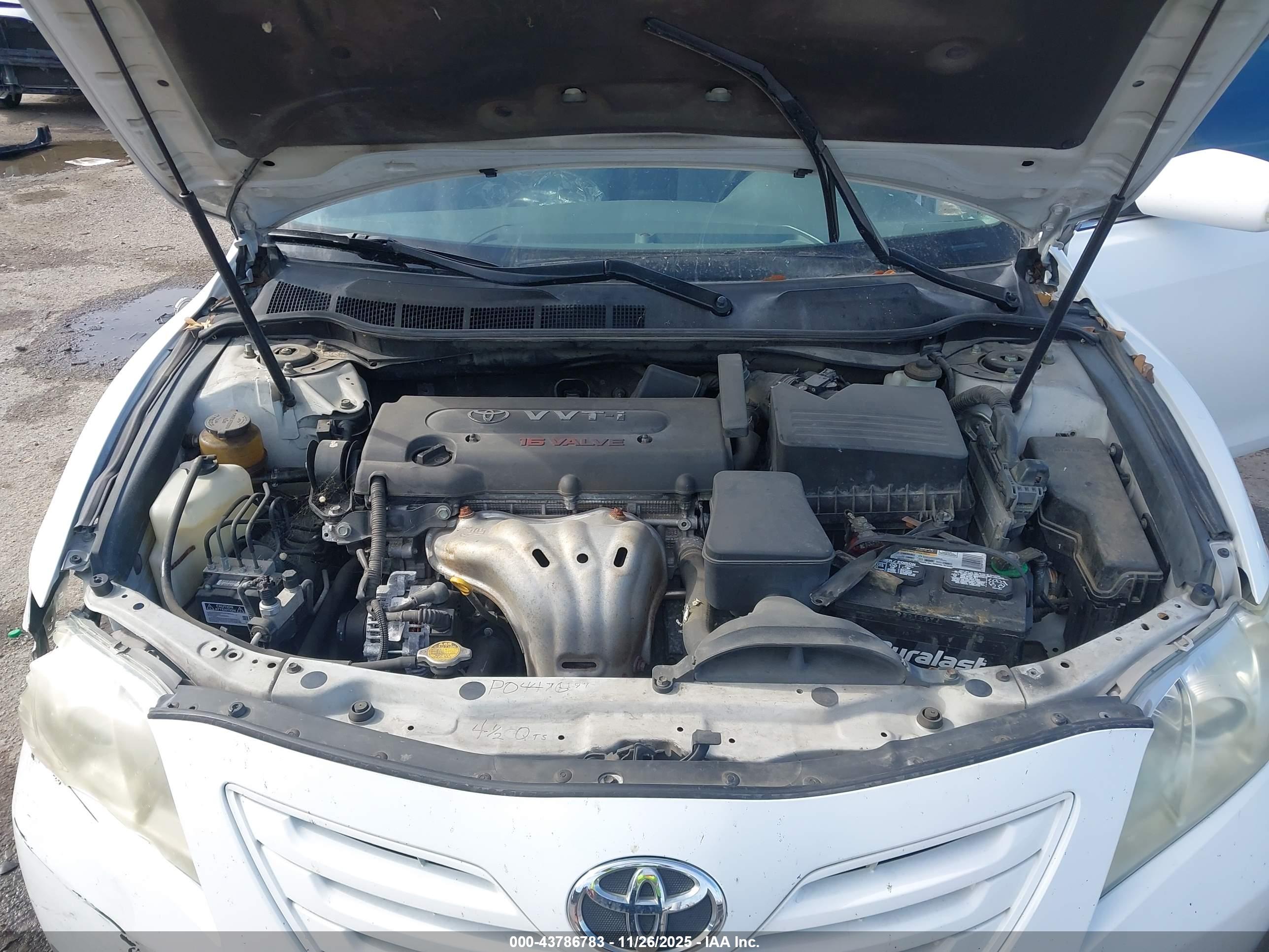 TOYOTA CAMRY image 10