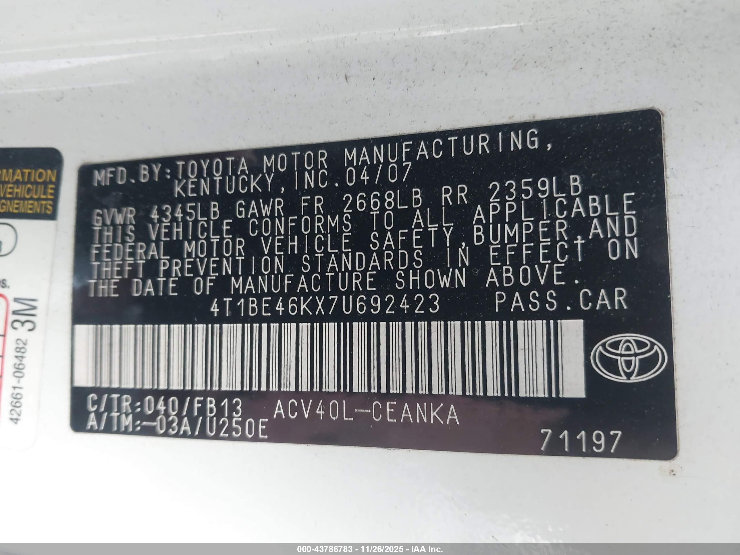 TOYOTA CAMRY image 9