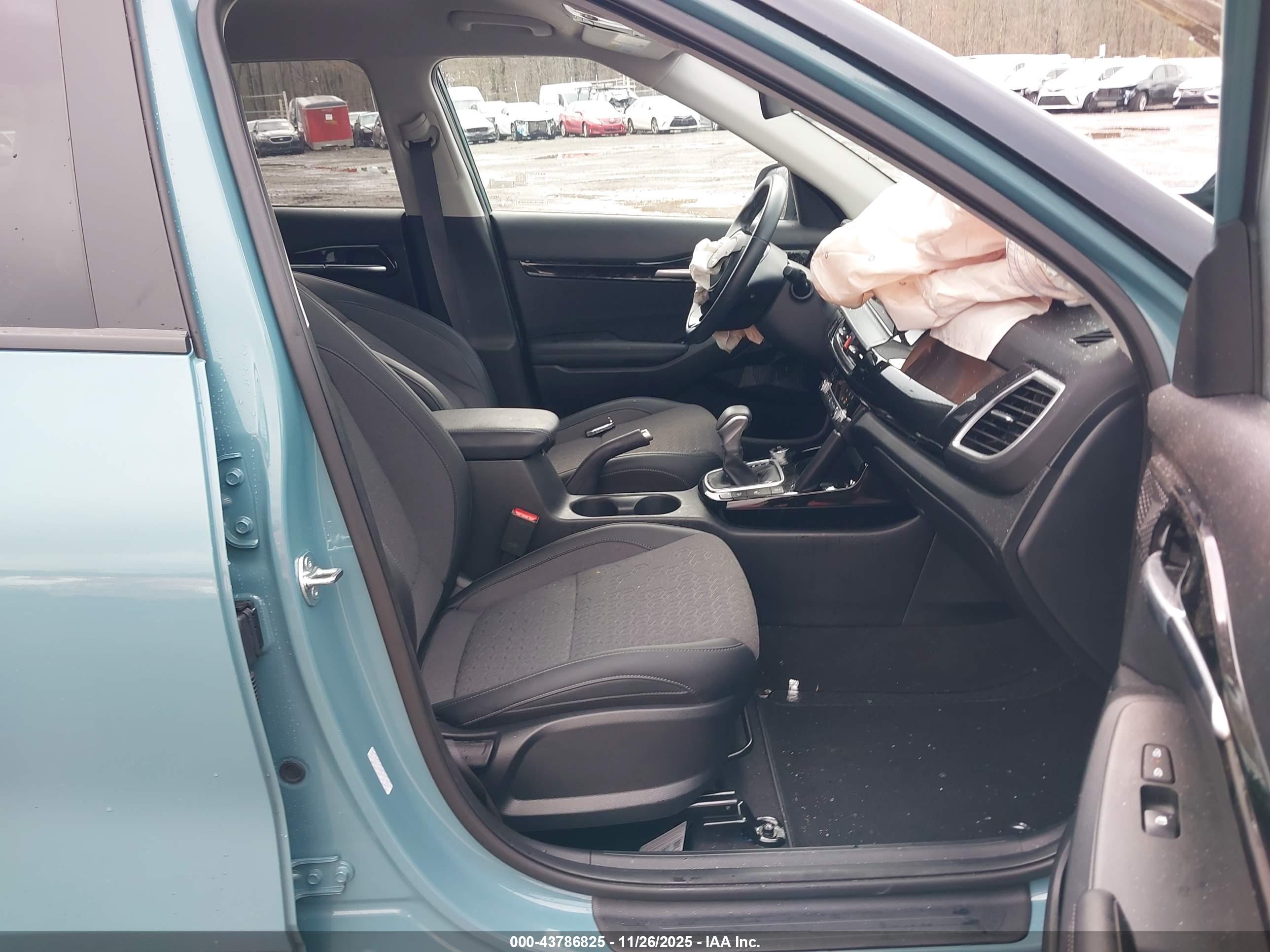 KIA SELTOS image 5