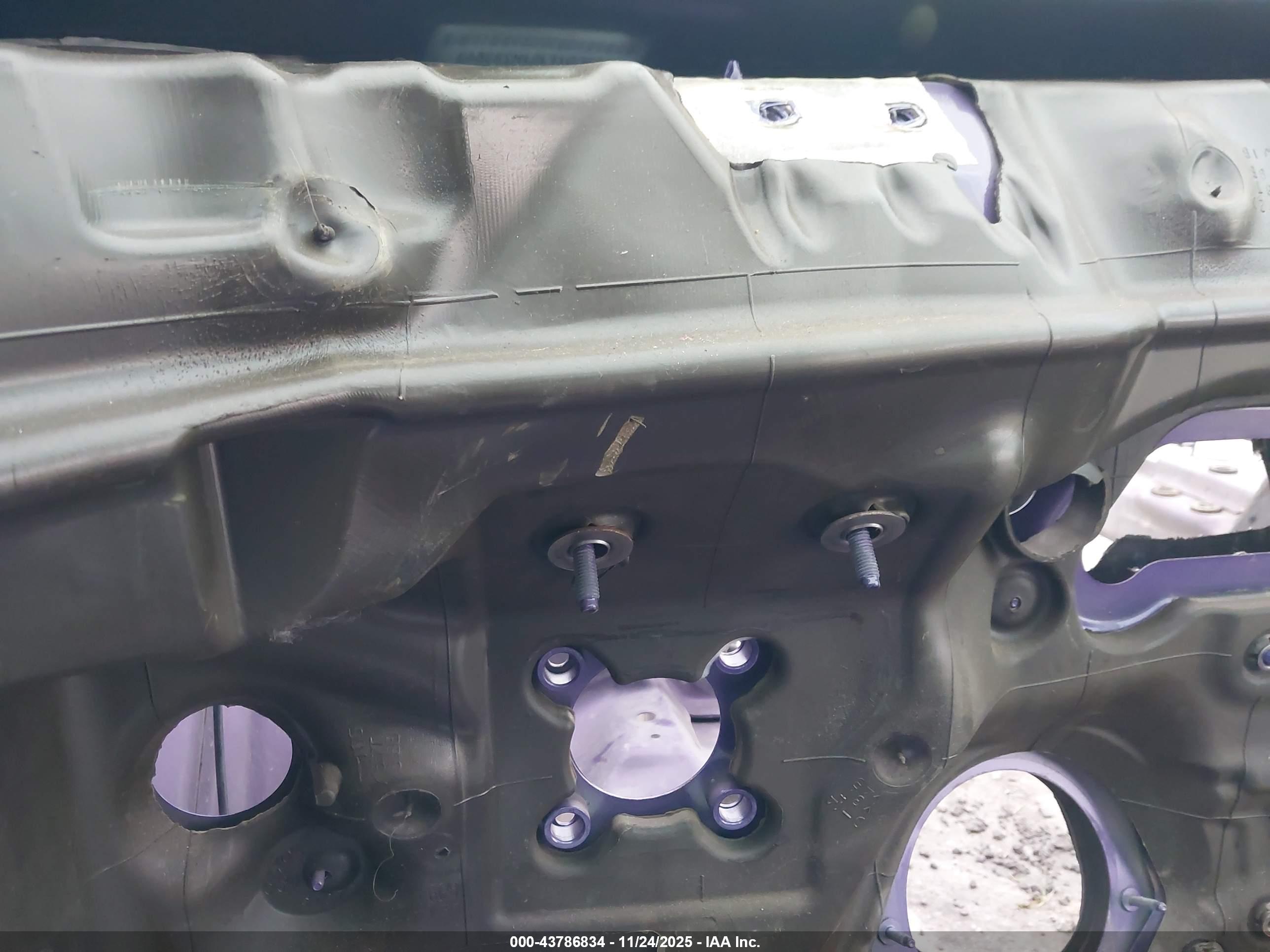 DODGE CHALLENGER image 7