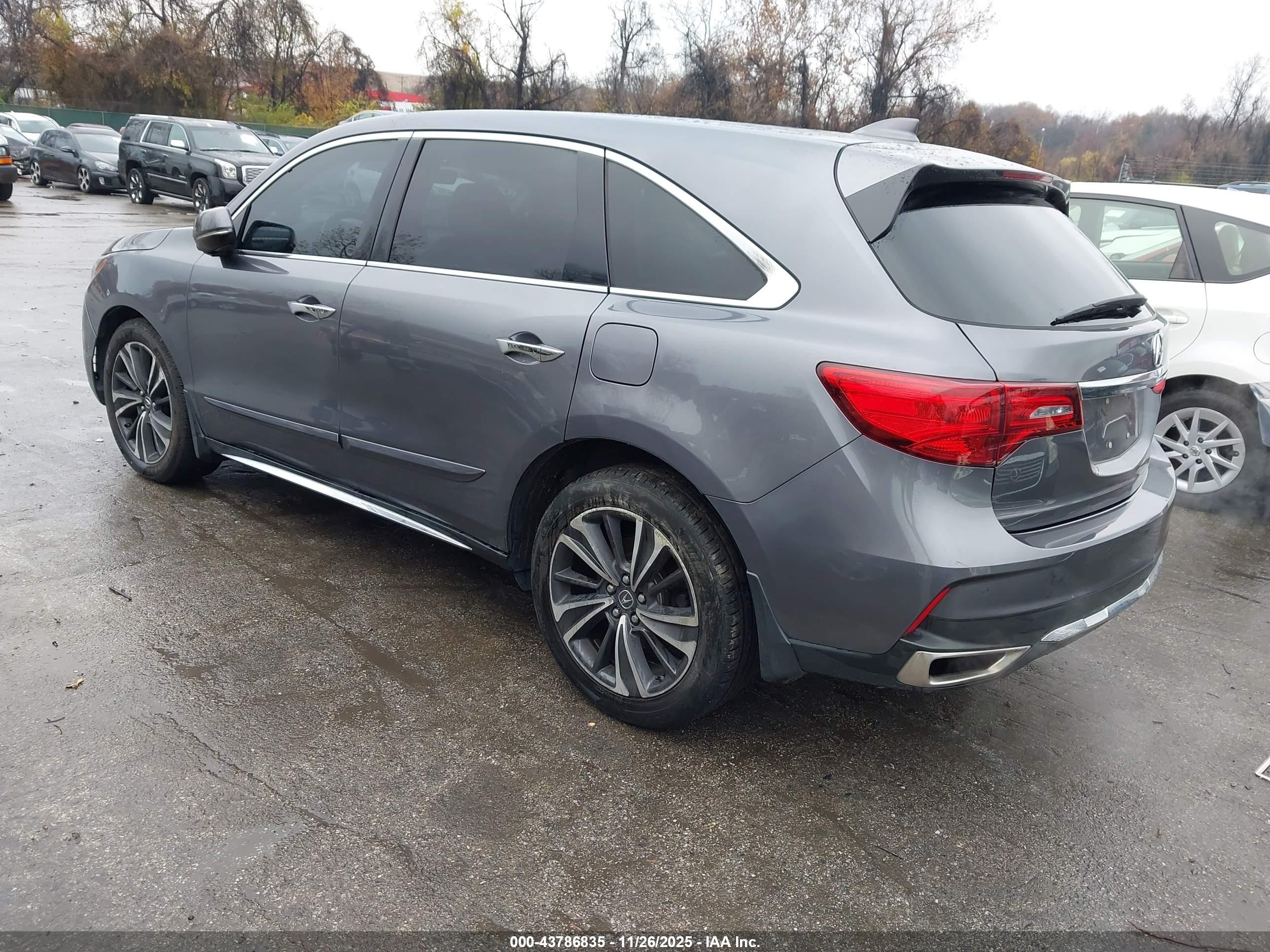 ACURA MDX image 3
