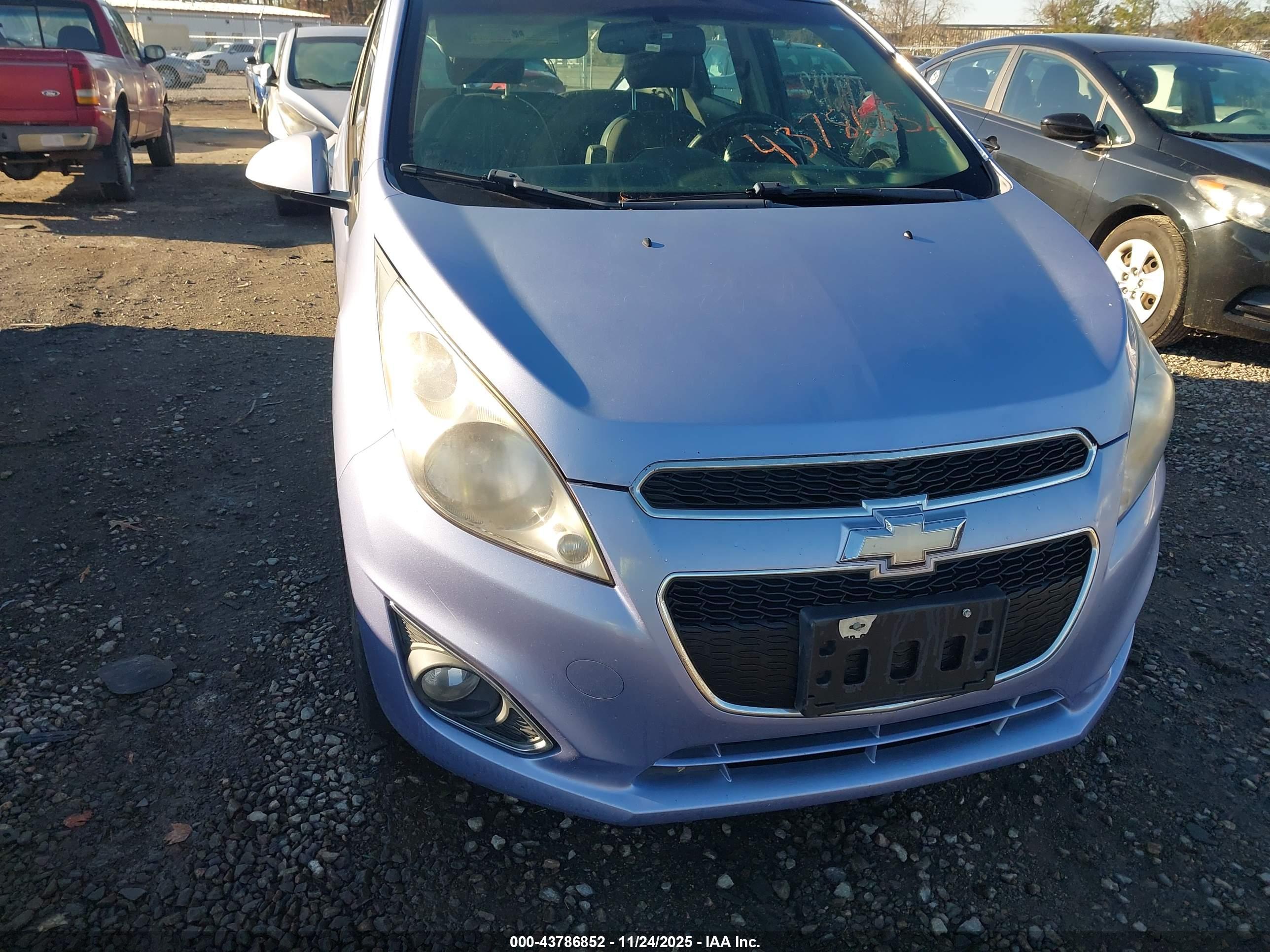 CHEVROLET SPARK image 6