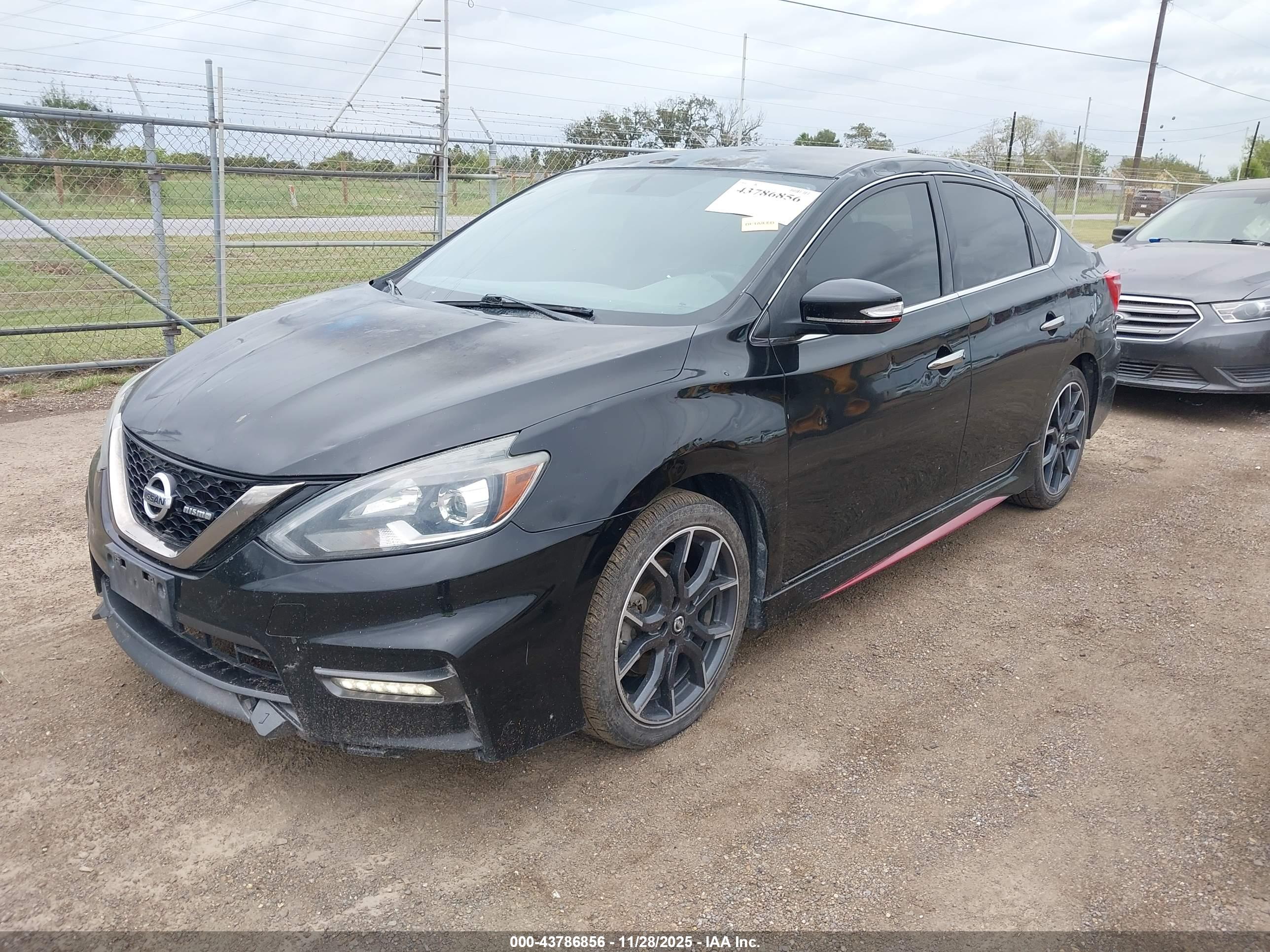 NISSAN SENTRA image 2