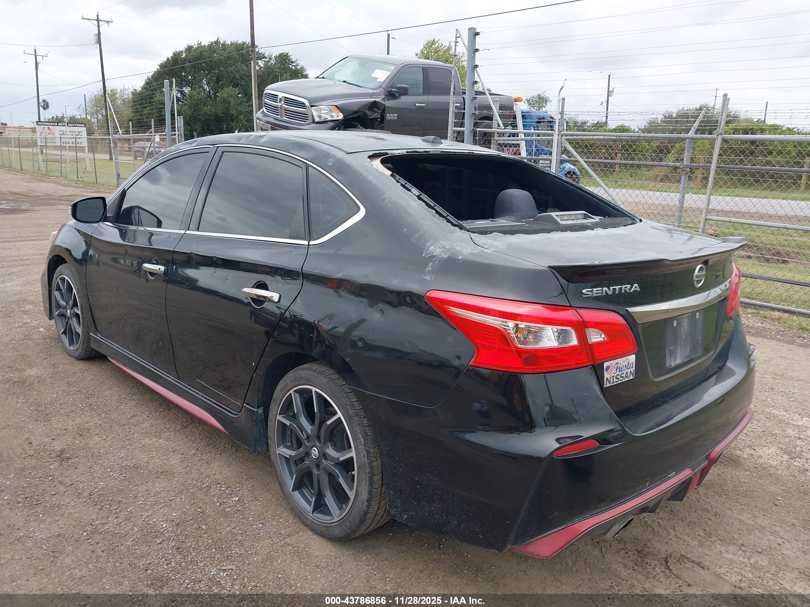 NISSAN SENTRA image 6