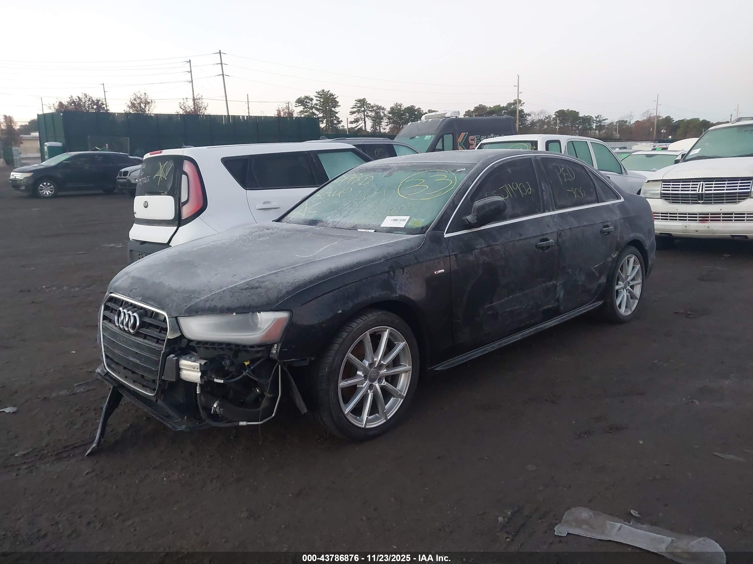 AUDI A4 image 2