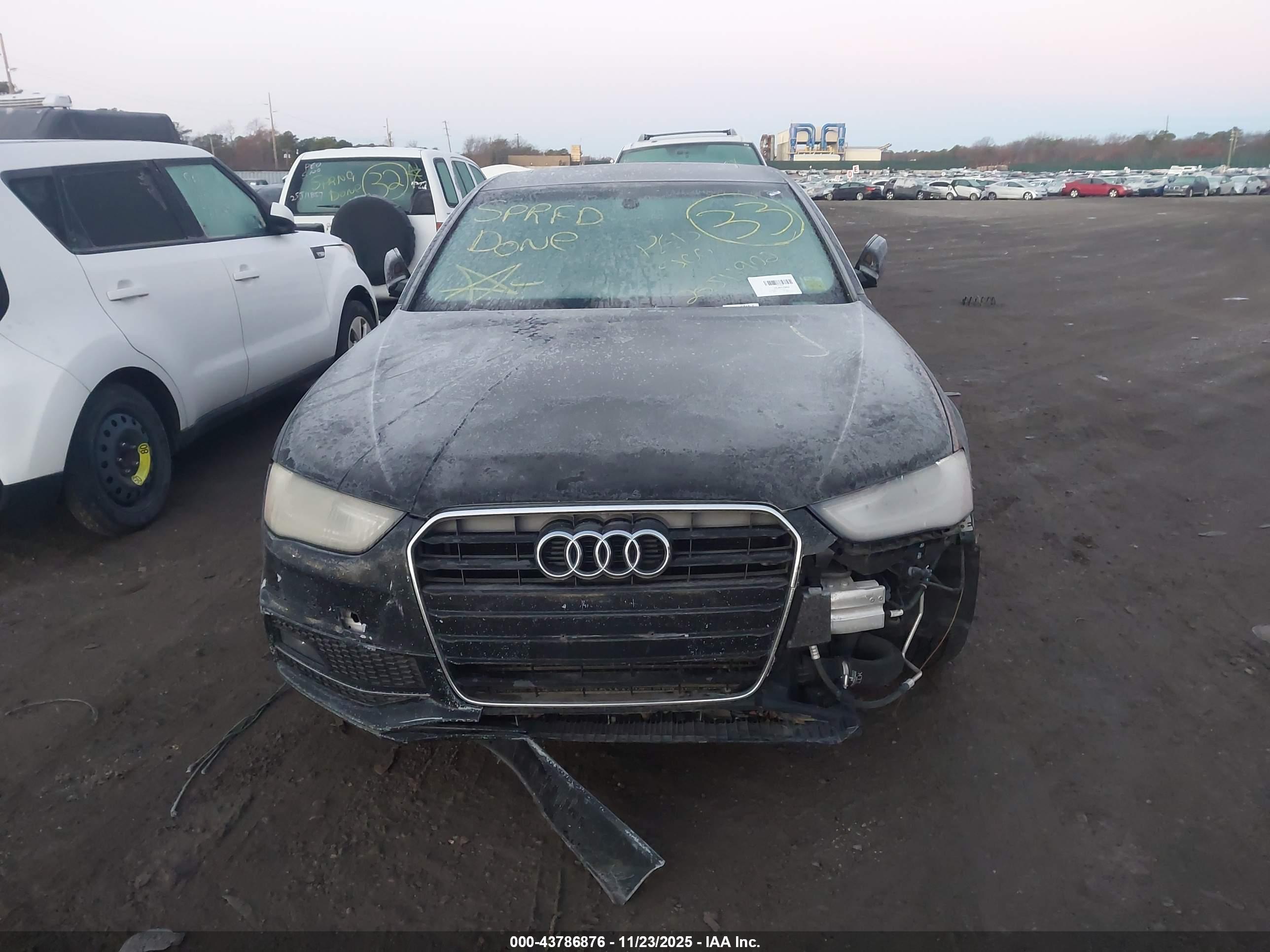 AUDI A4 image 6