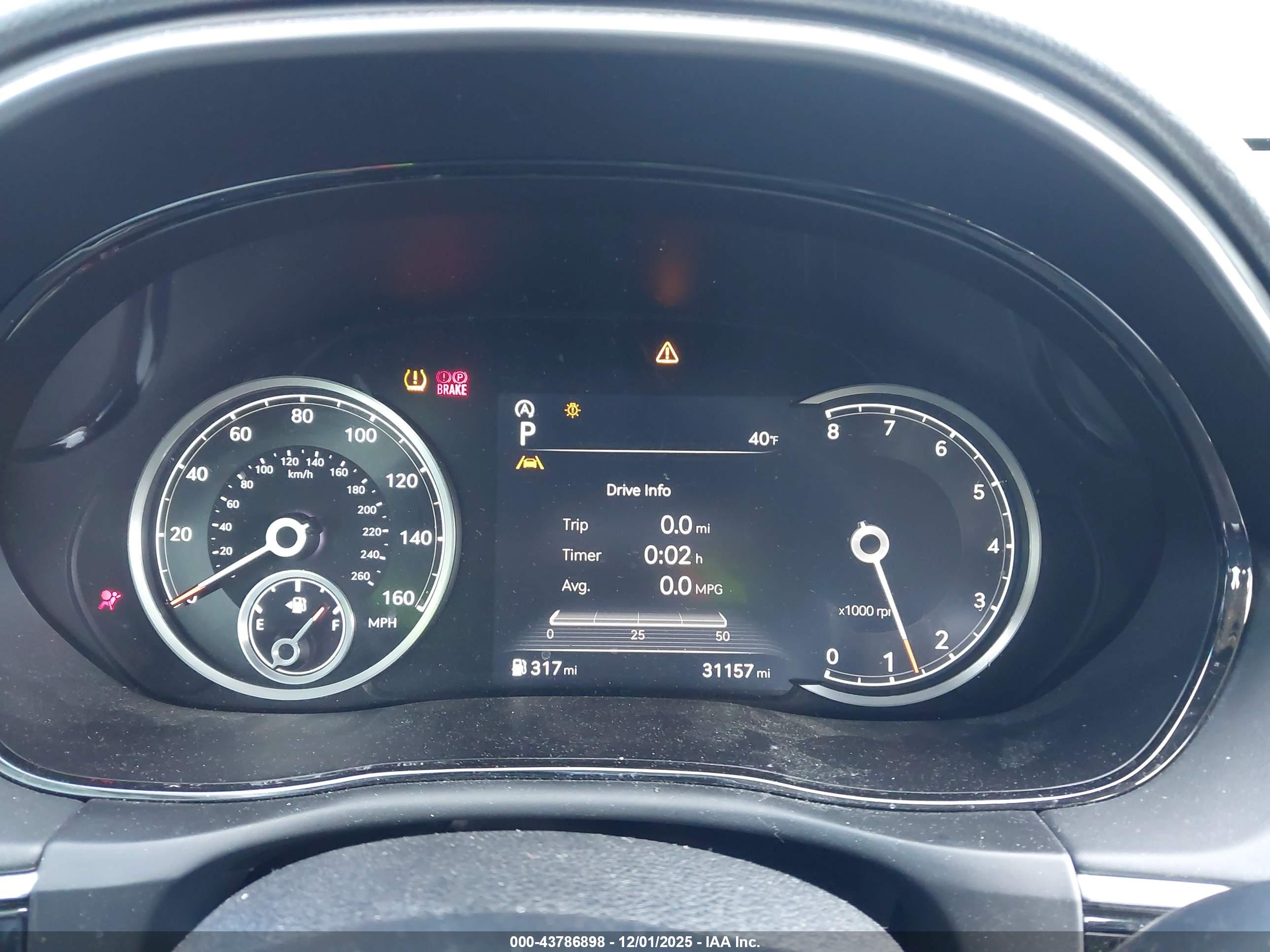 GENESIS GV70 image 7