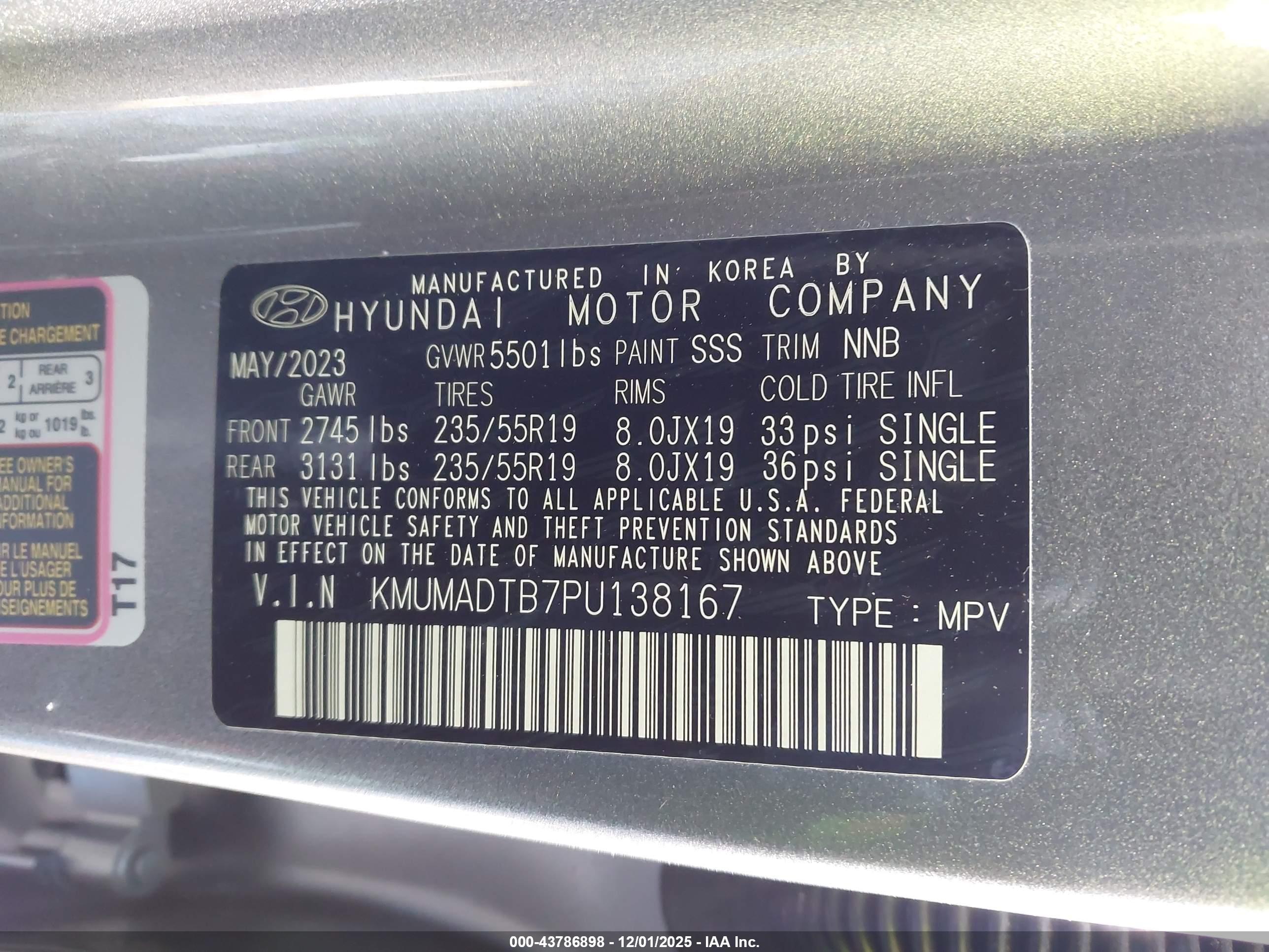 GENESIS GV70 image 9